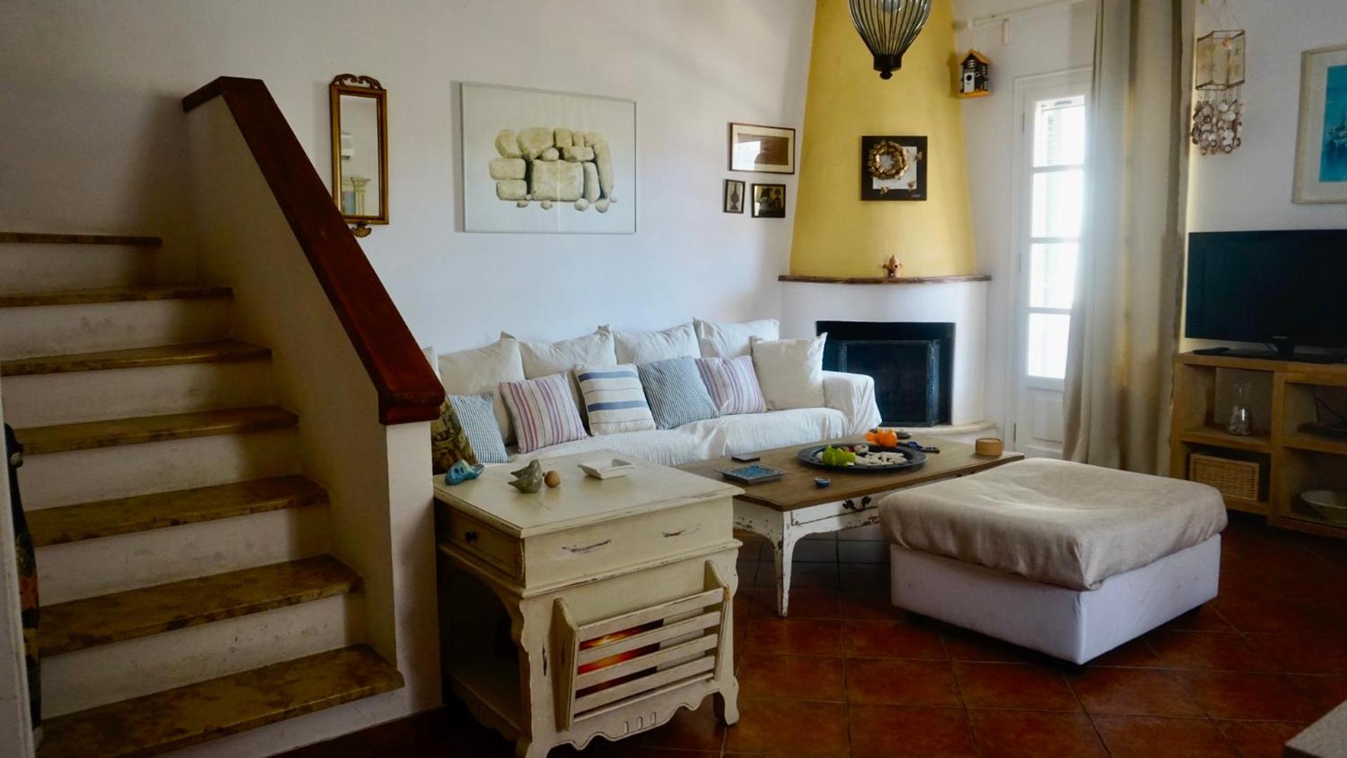 Estiades summer house