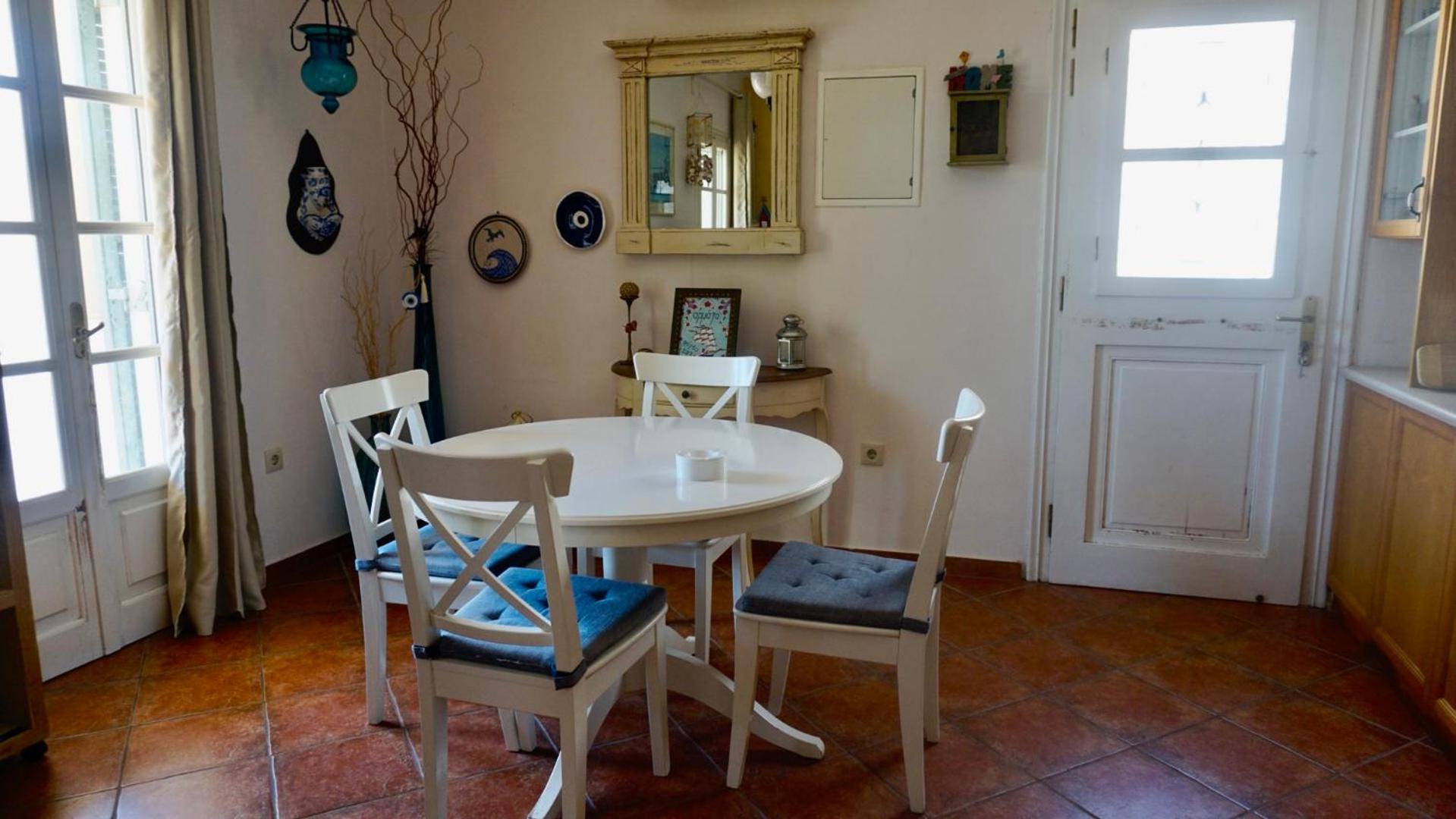 Estiades summer house