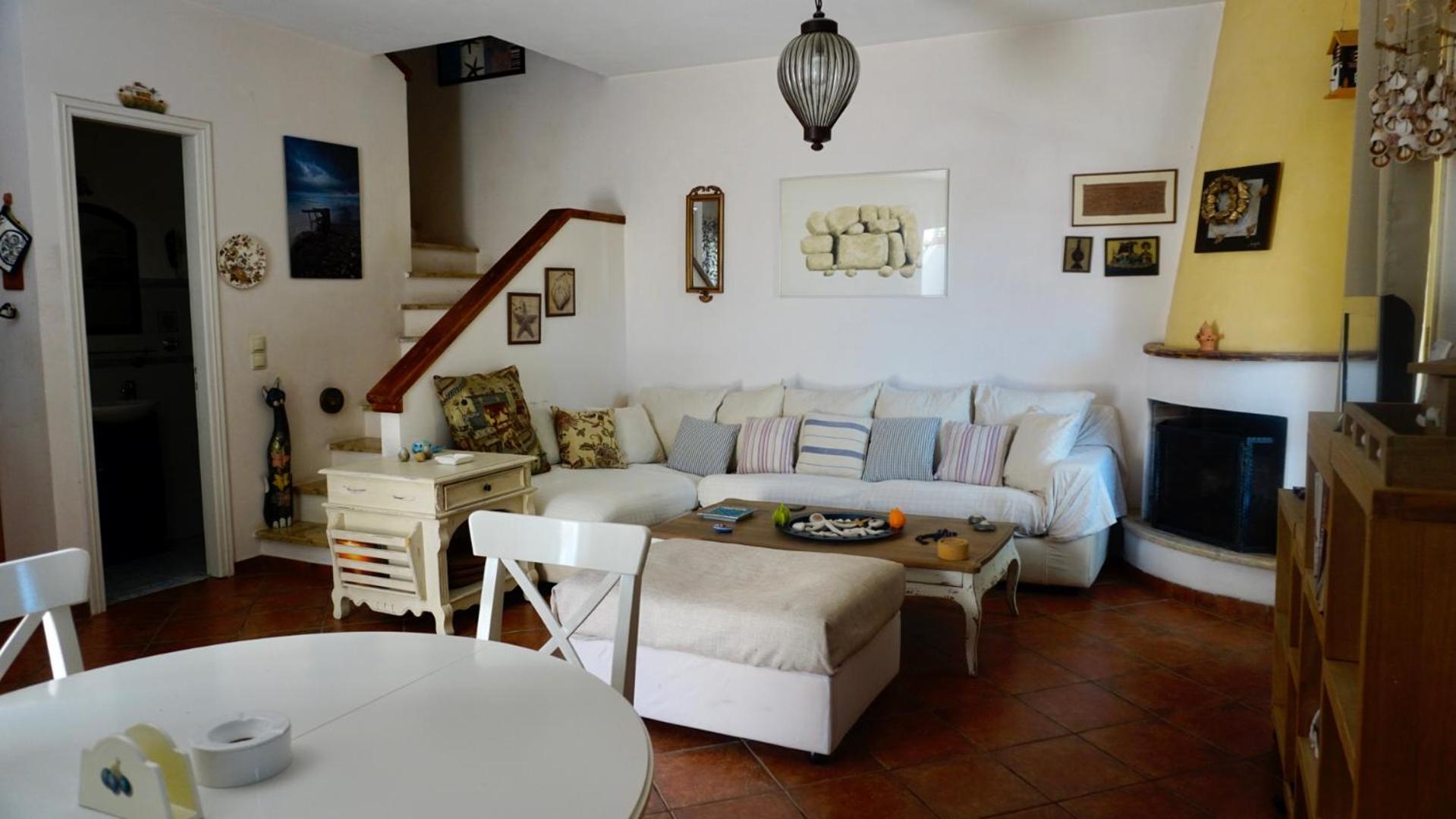 Estiades summer house
