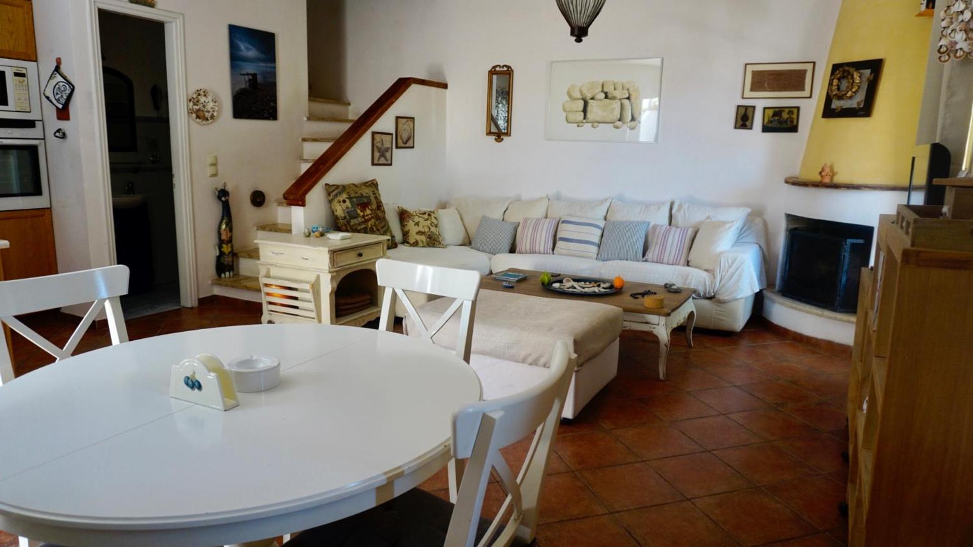 Estiades summer house