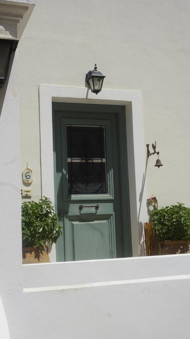 Estiades summer house