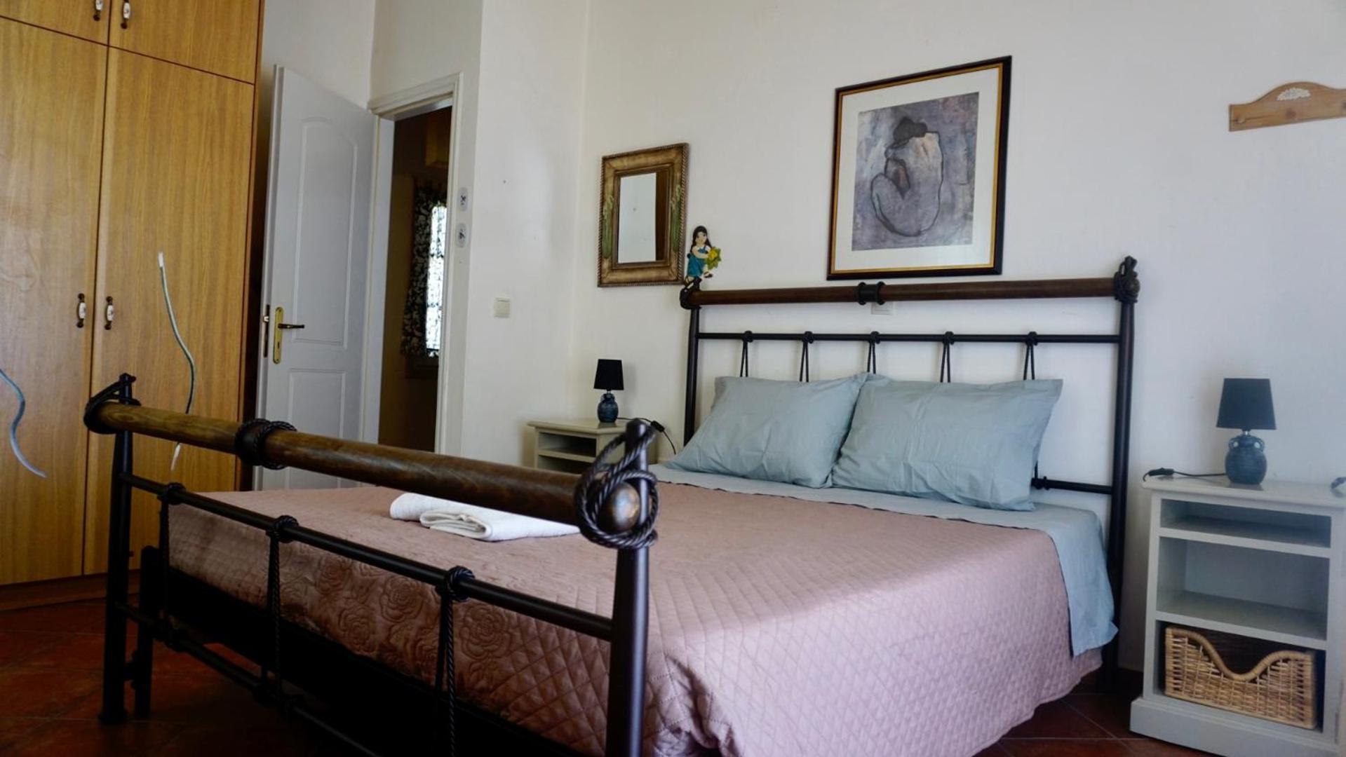 Estiades summer house