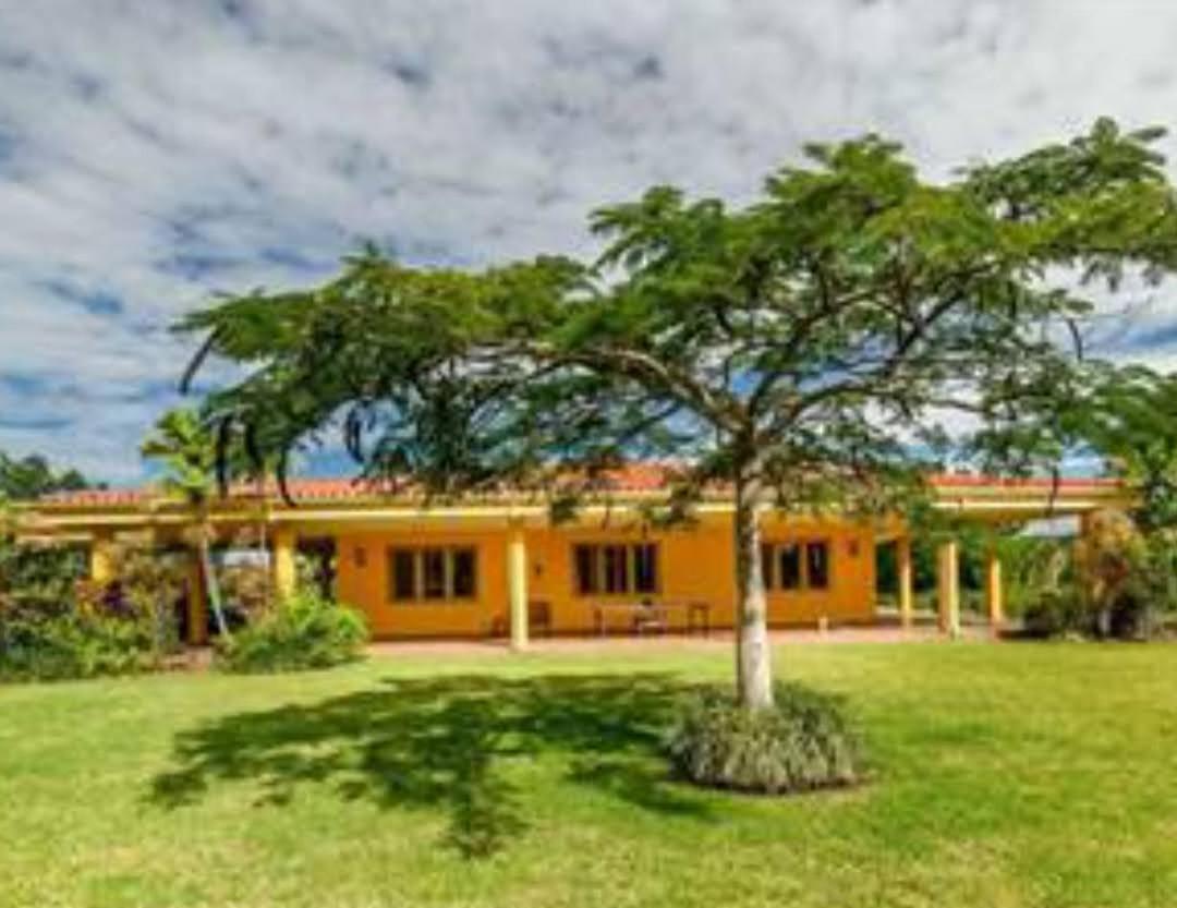 Hacienda en Los Volcanes