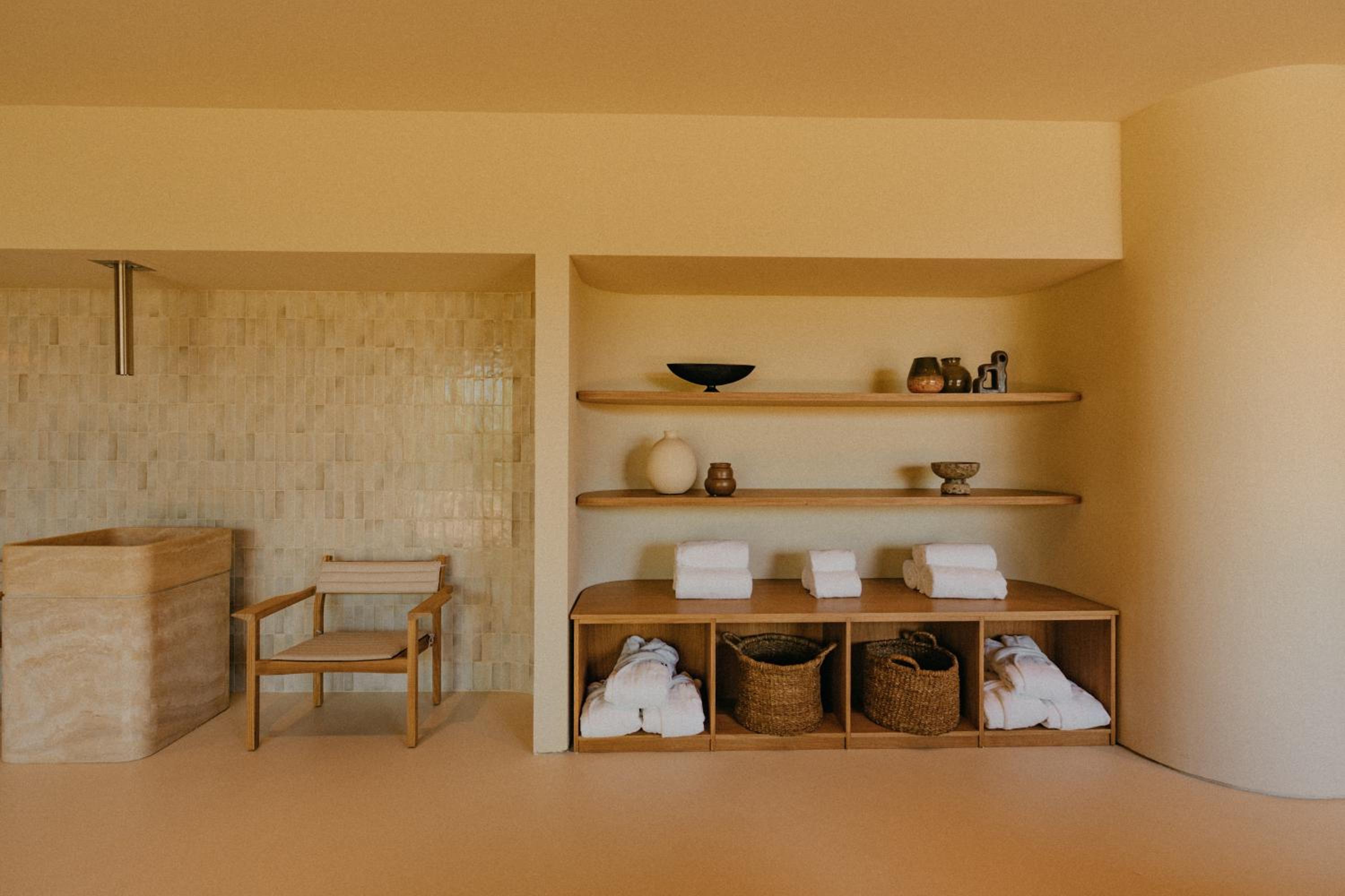Aethos Hotel Saragano