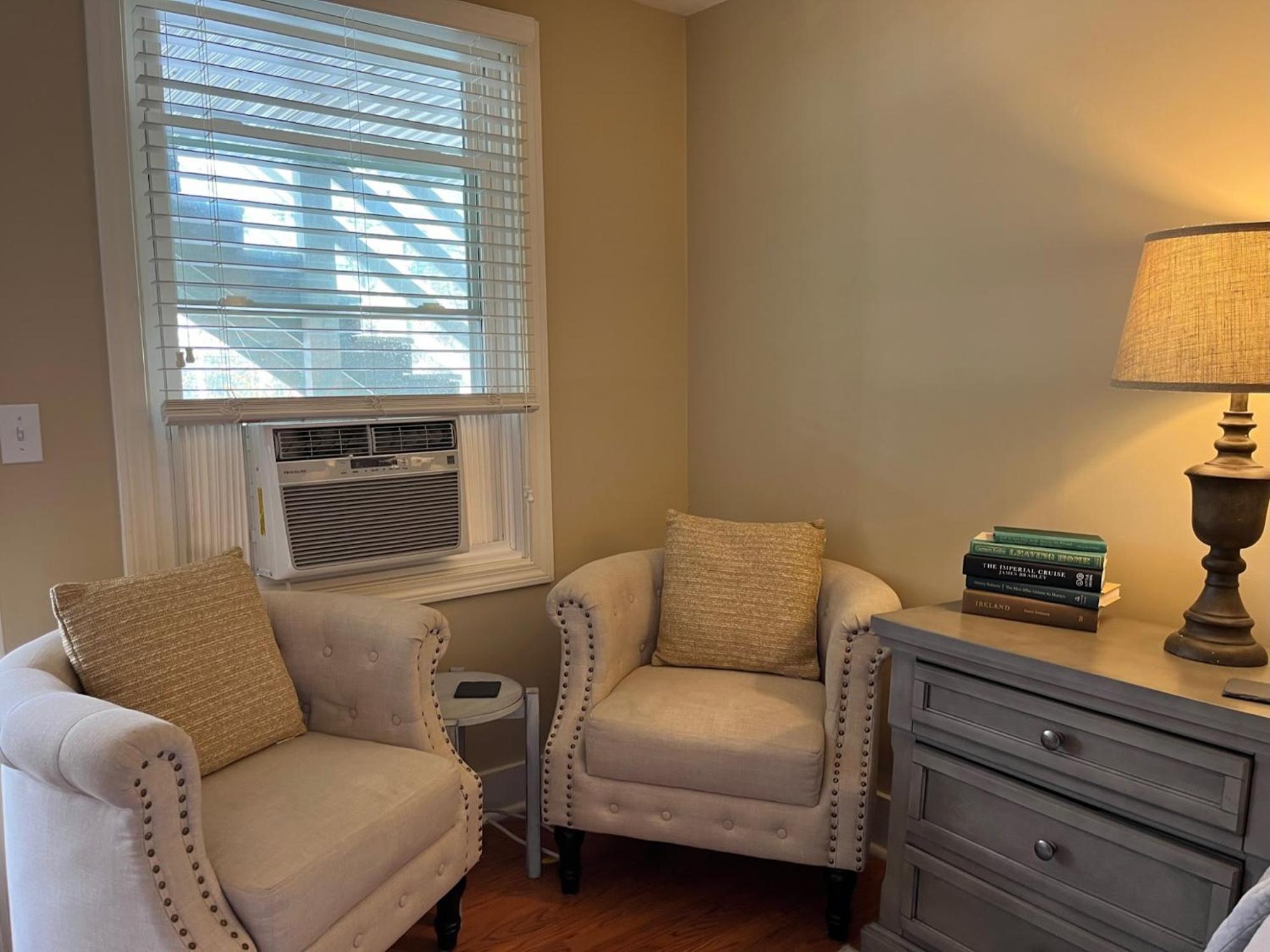 Inn on Shore Road - Property Image 3