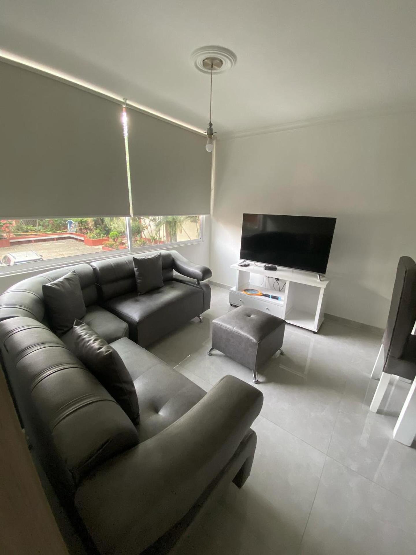 Apartamento frente a cosmocentro