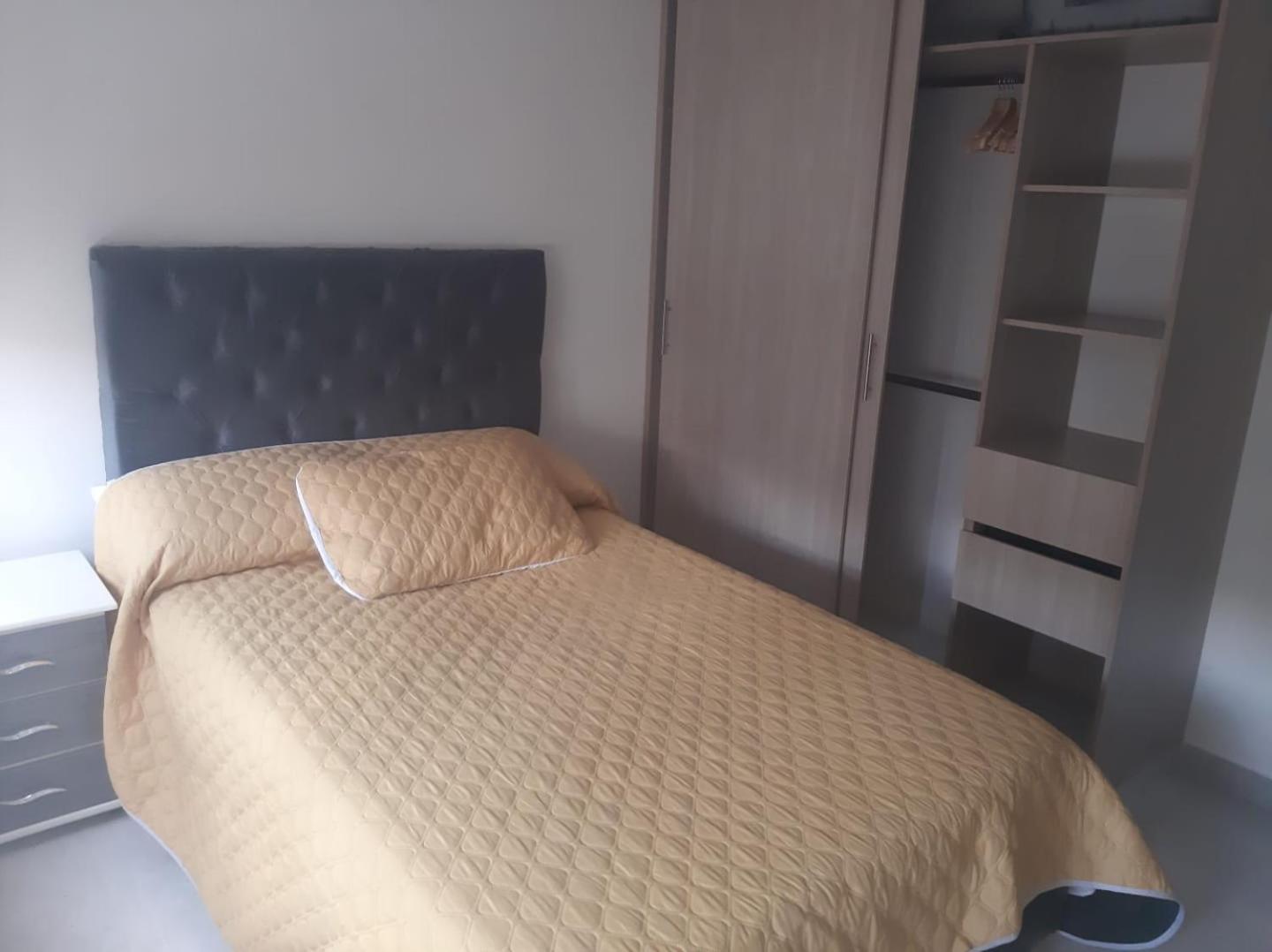 Apartamento frente a cosmocentro