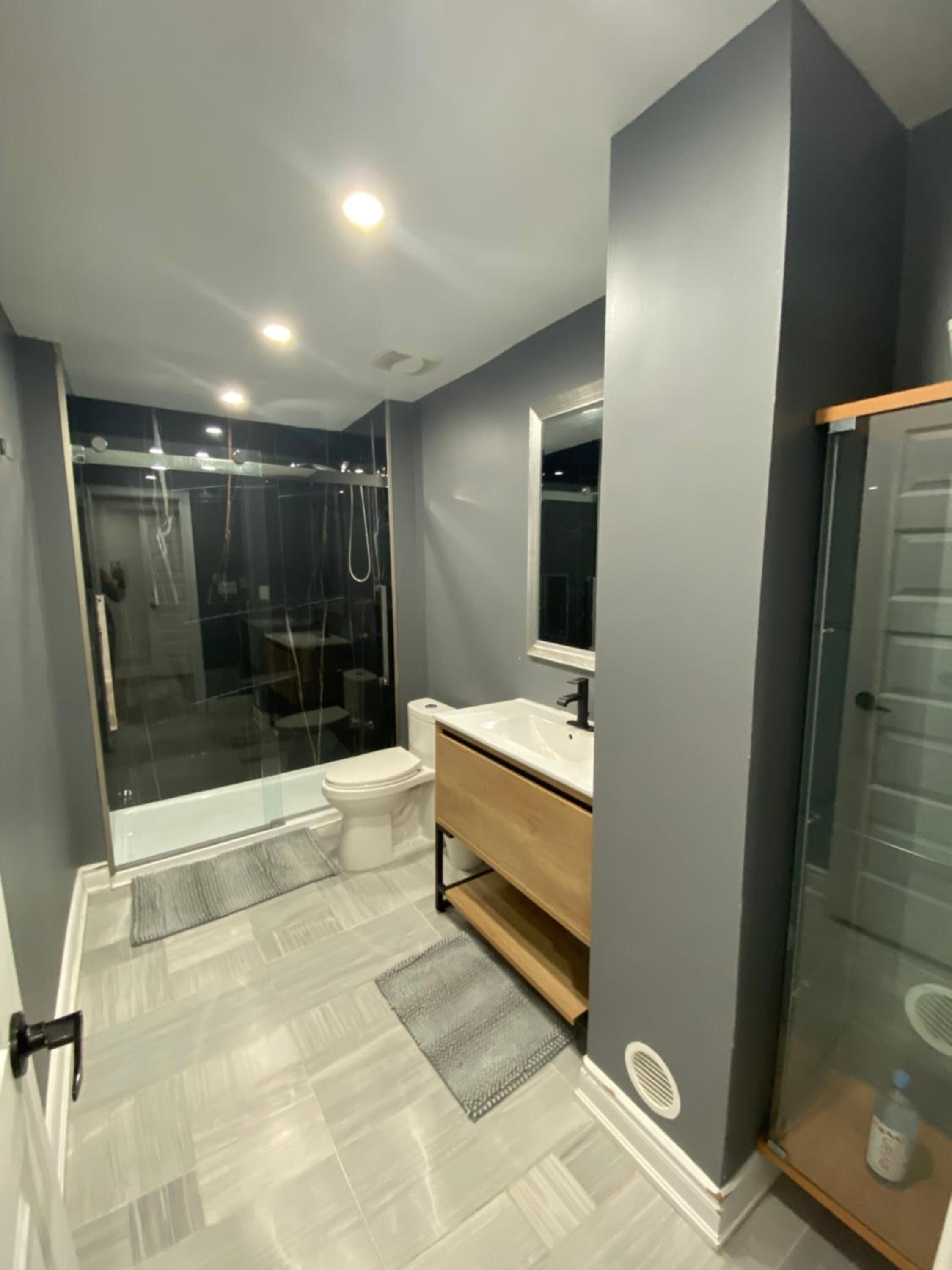 Oakville 2 bedrooms Appartment - Property Image 1