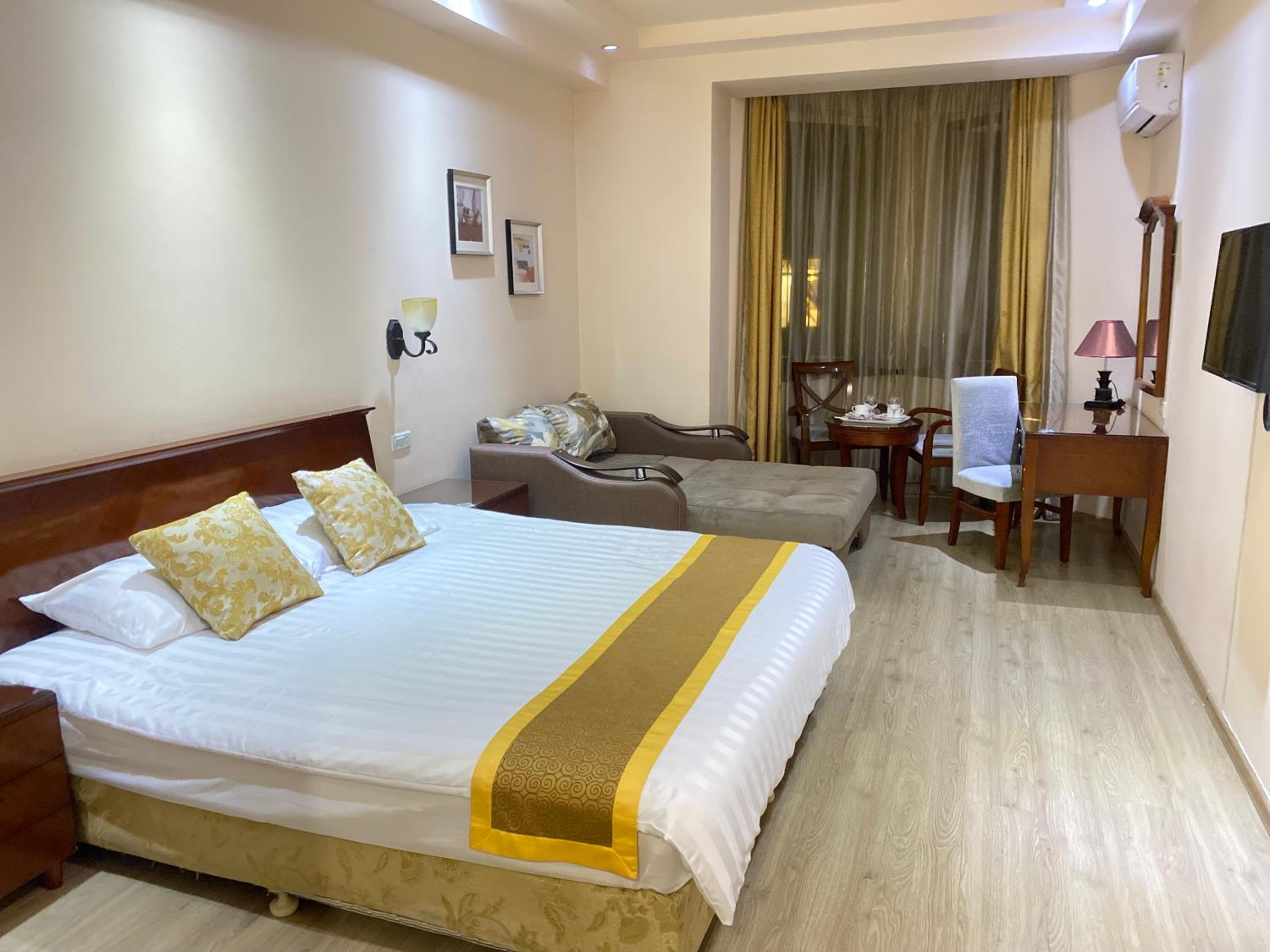 hotel room
