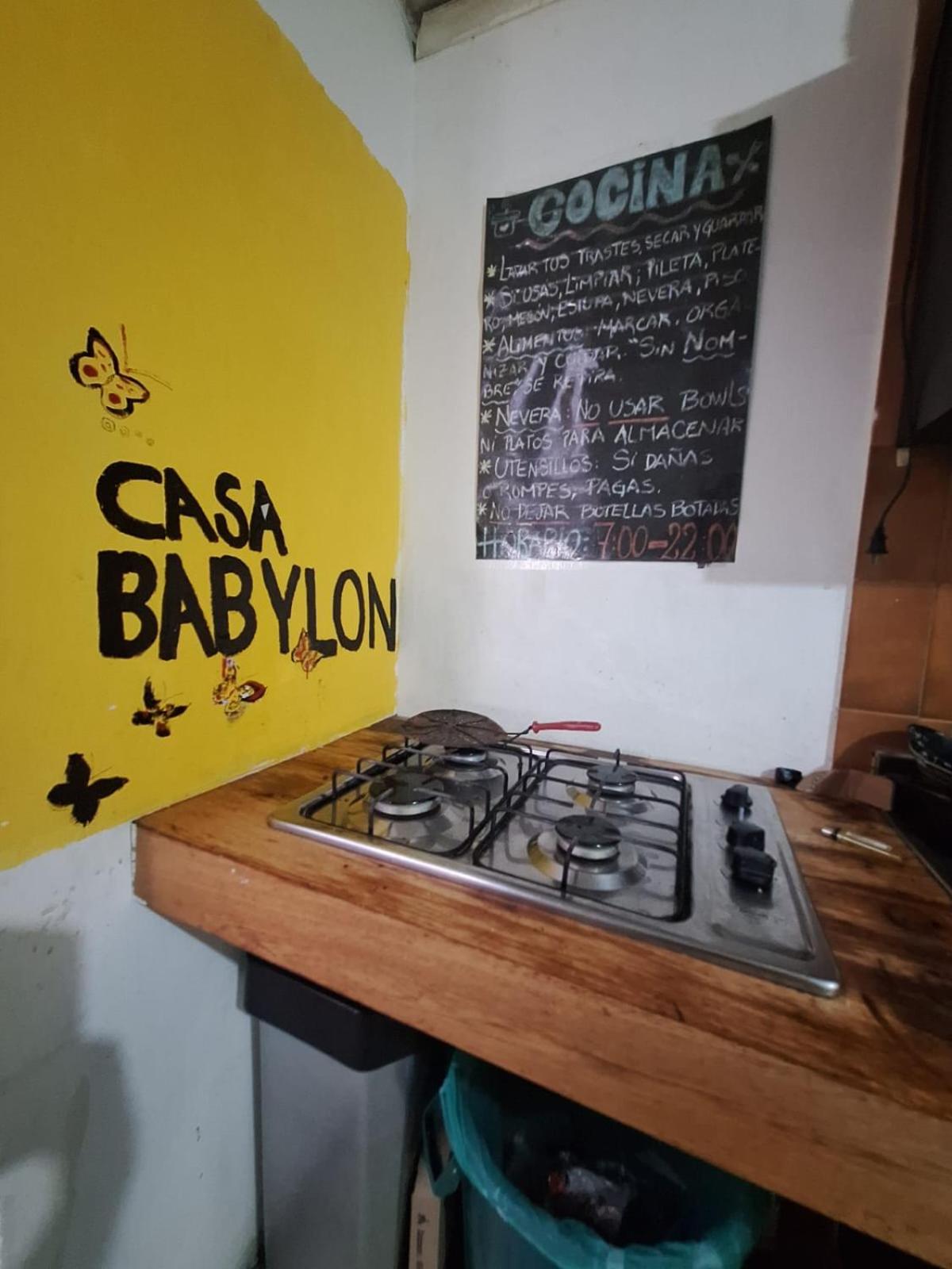Casa Babylon