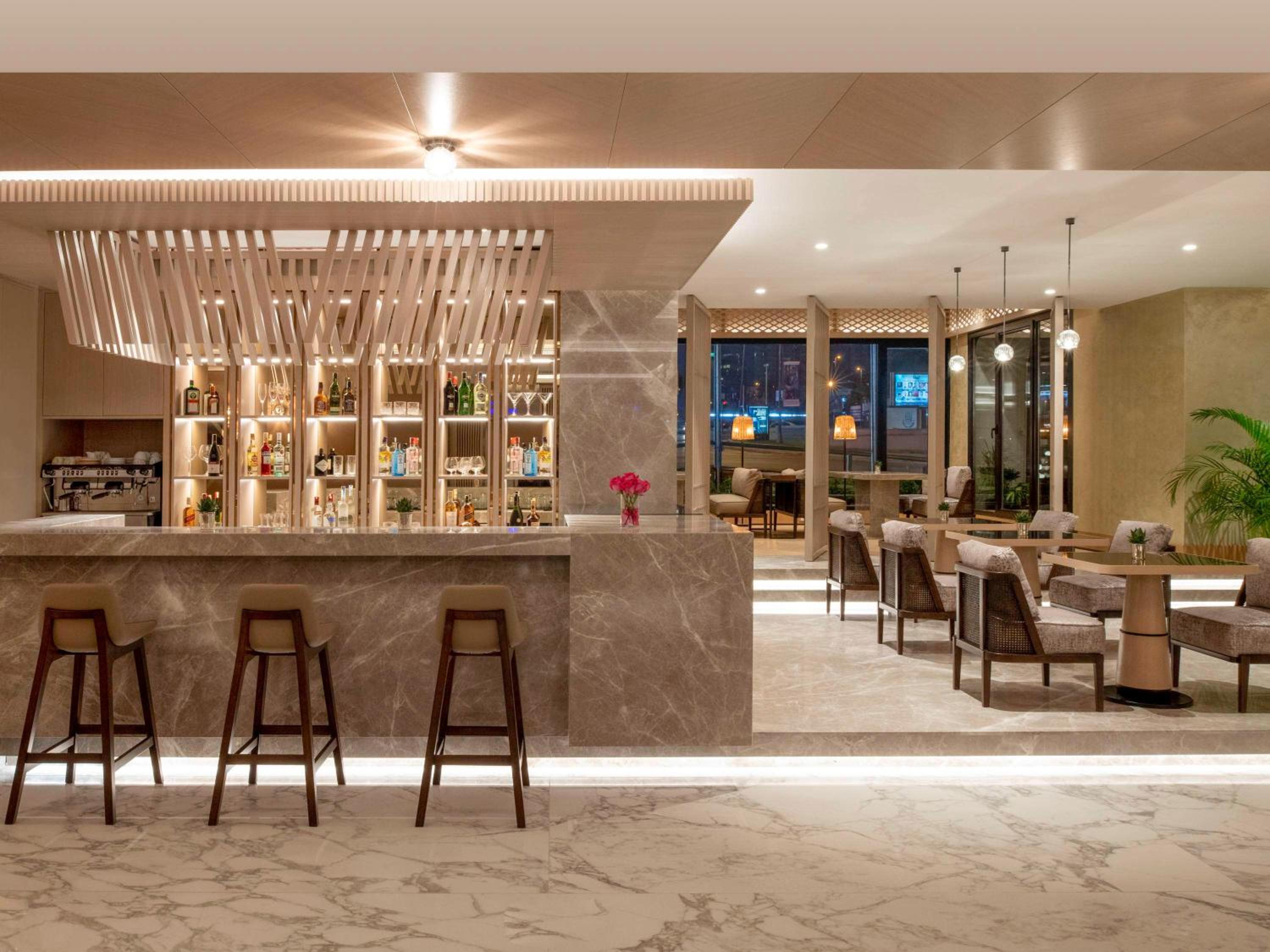 Mövenpick Hotel Istanbul Bosphorus - Image 49