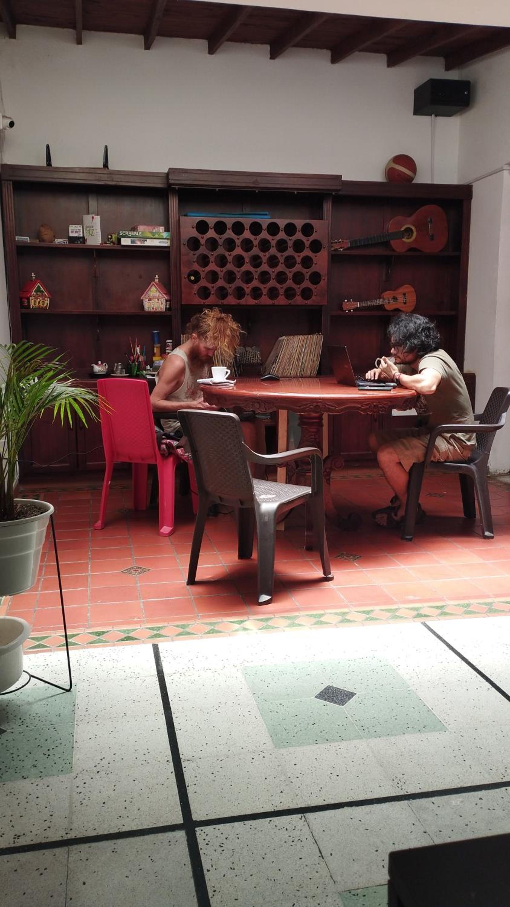 Casa Babylon