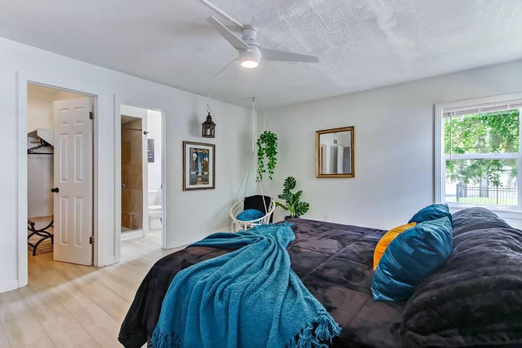 Charming St Augustine Oasis with Game Room for Family fun