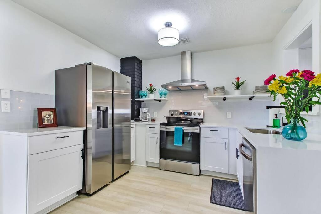 Charming St Augustine Oasis with Game Room for Family fun