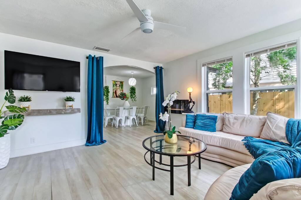 Charming St Augustine Oasis with Game Room for Family fun