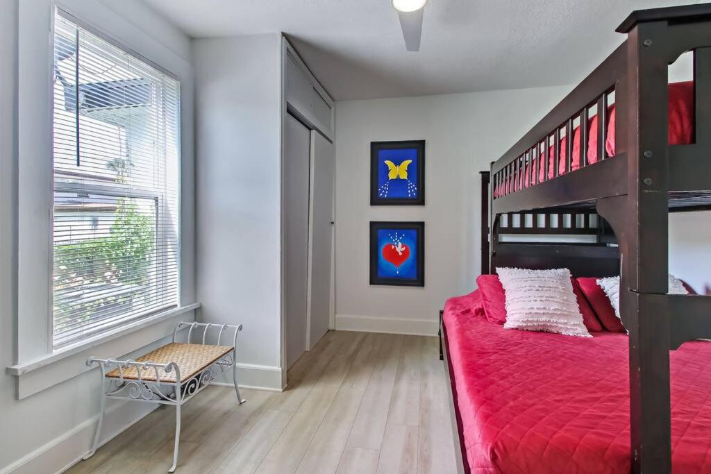 Charming St Augustine Oasis with Game Room for Family fun