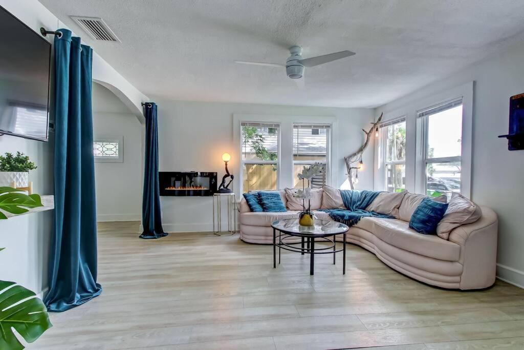 Charming St Augustine Oasis with Game Room for Family fun