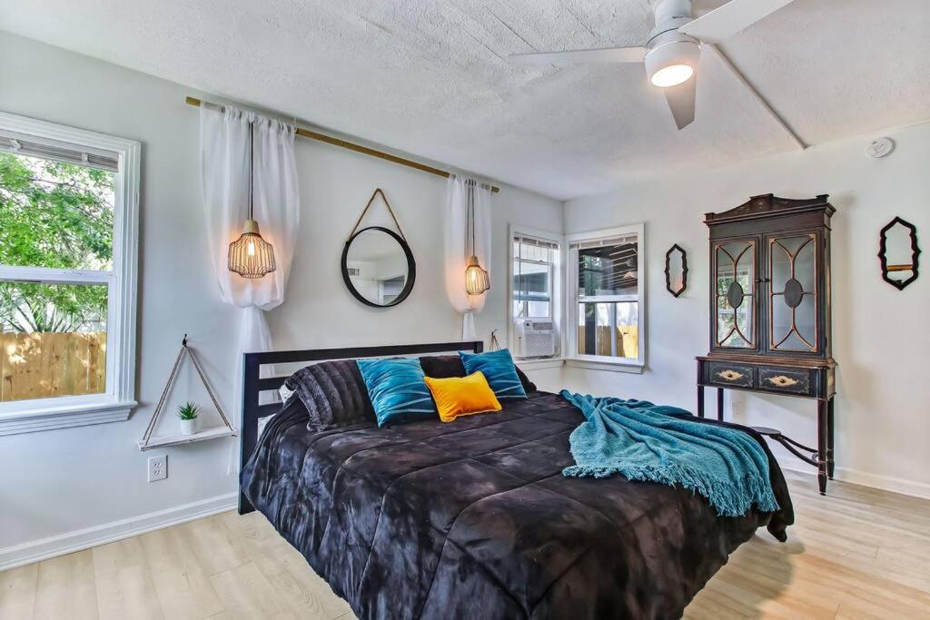 Charming St Augustine Oasis with Game Room for Family fun