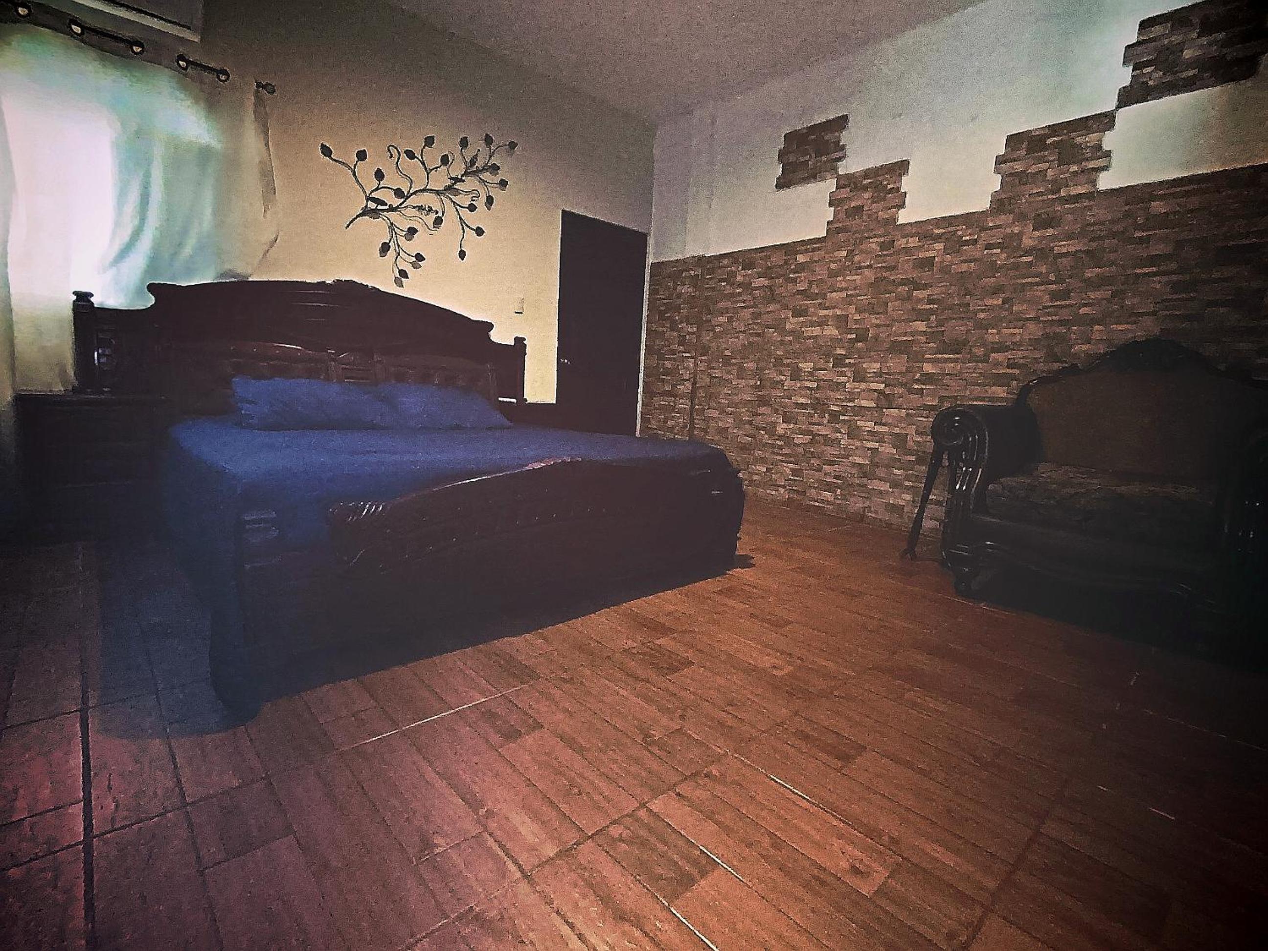 Photo 12