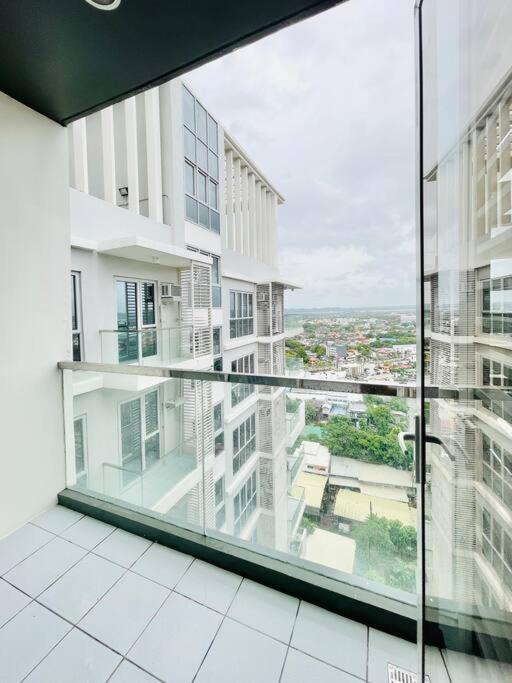14 Skyline Serenity