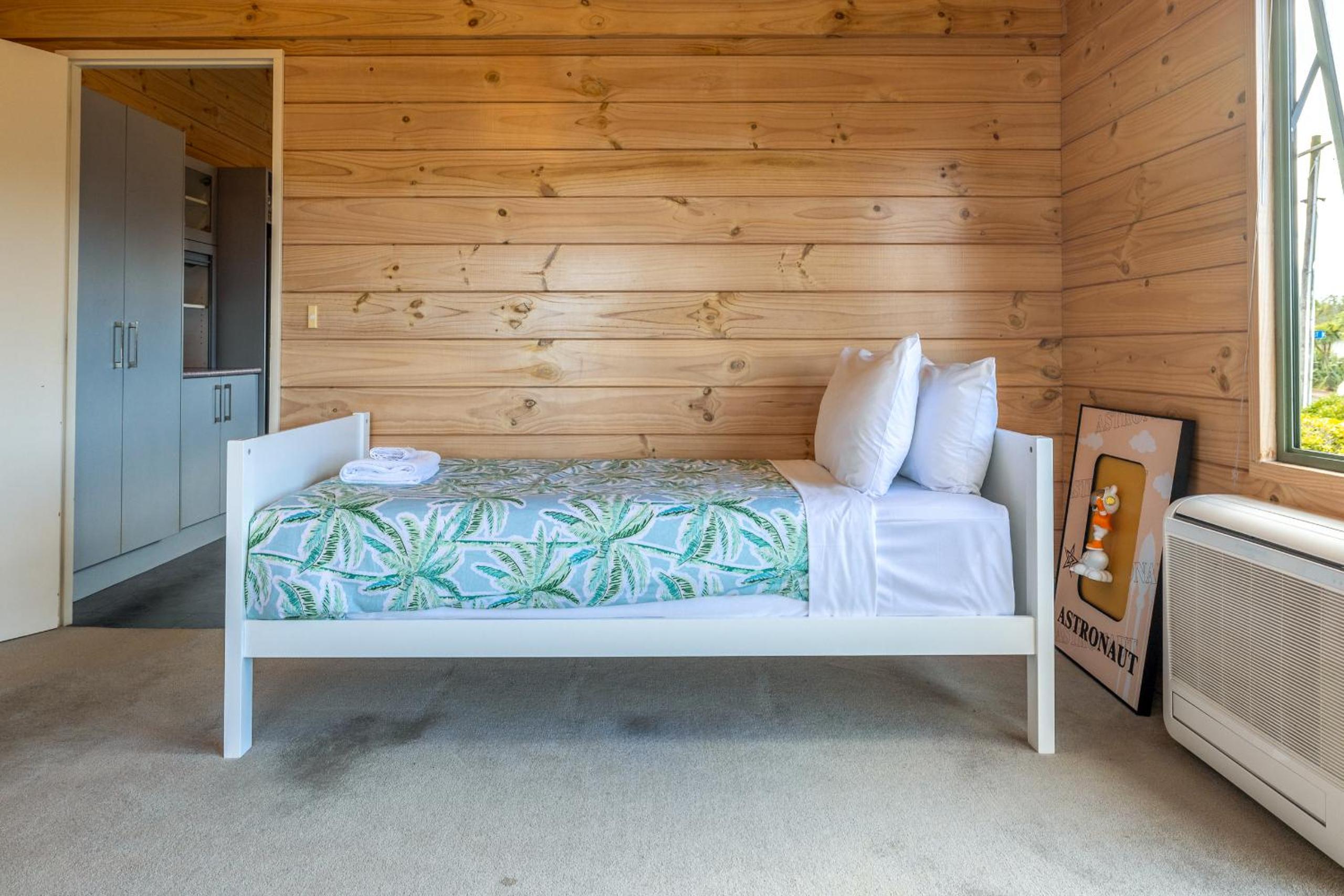 Oneroa Tui Garden - Be My Guest Waiheke