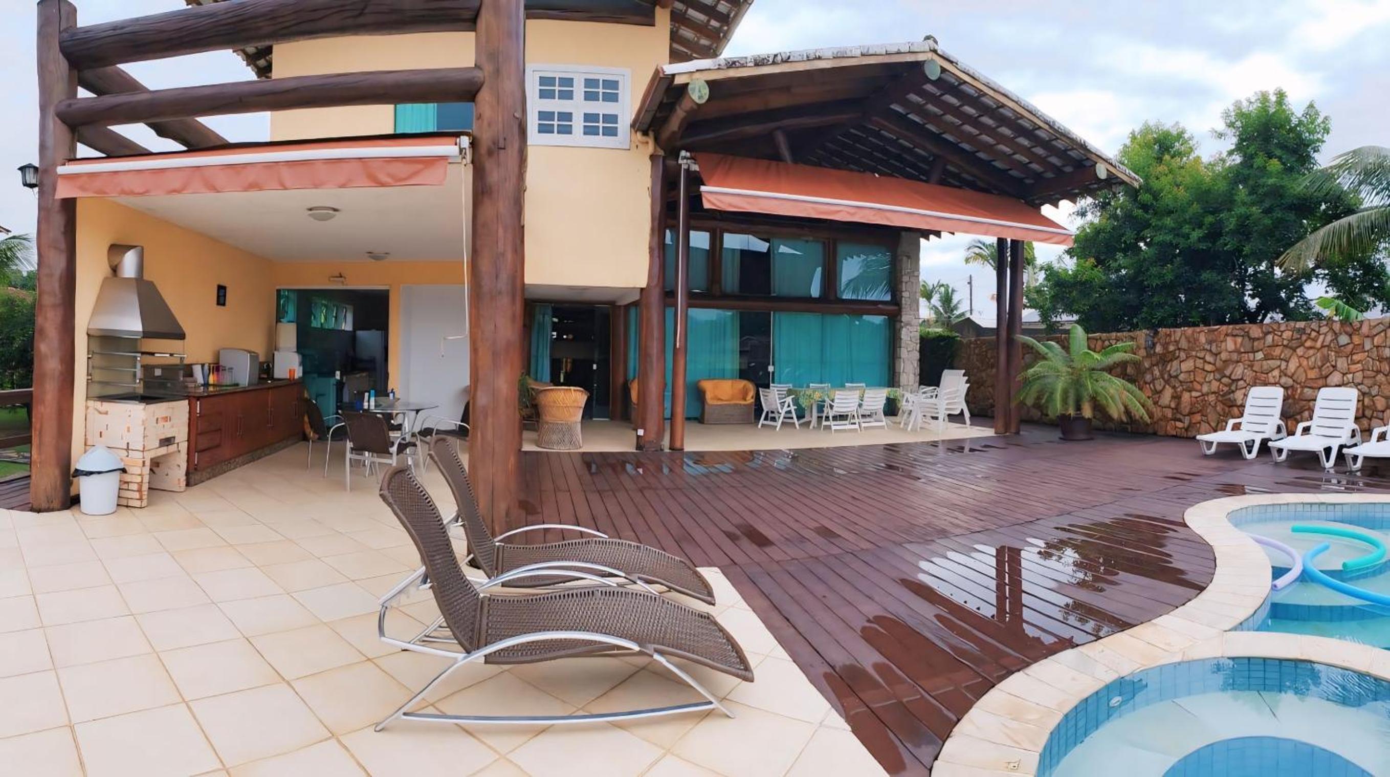 Casa de luxo no Bracuhy em Angra dos Reis - 7 suítes frente ao canal com deck privativo