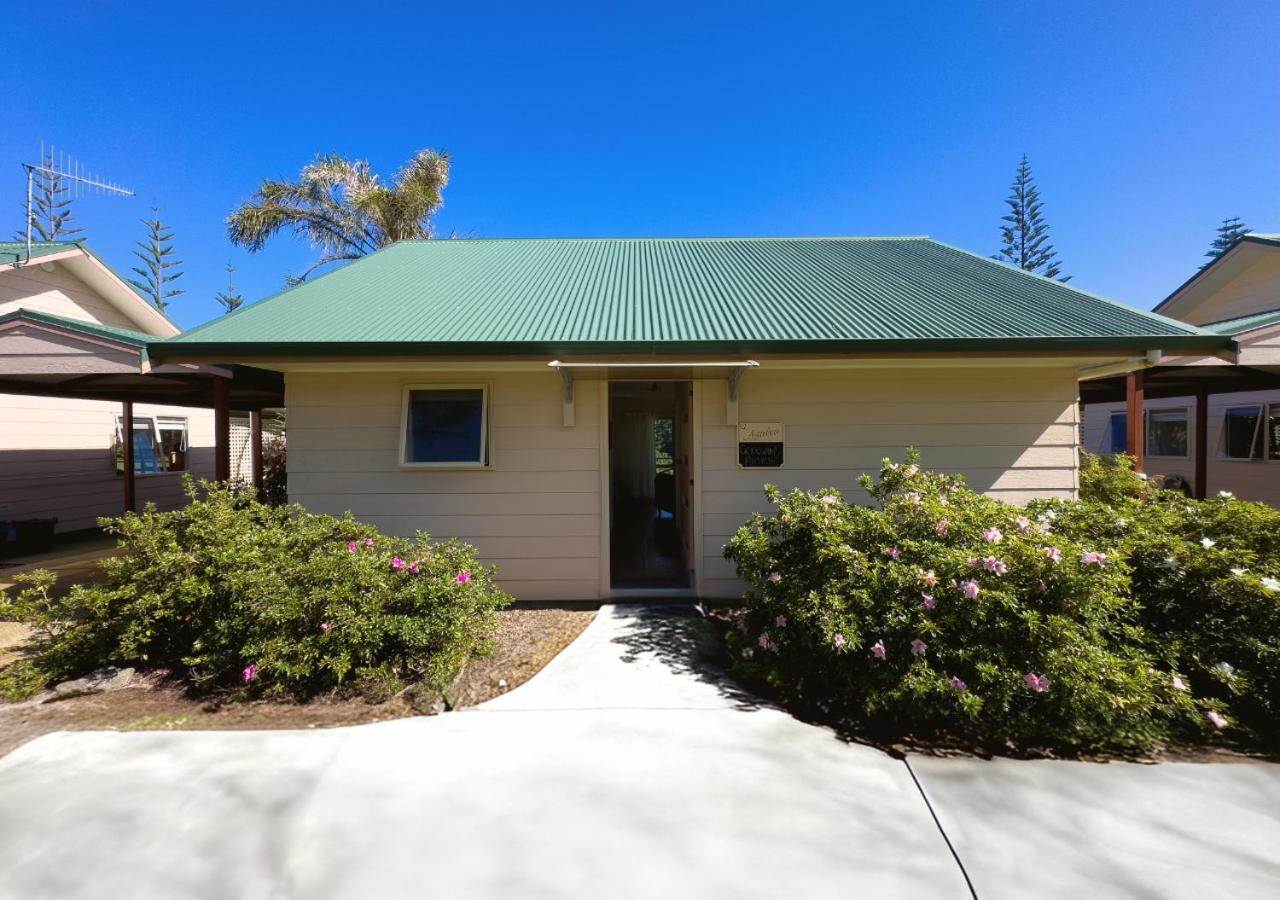 Poinciana Cottages