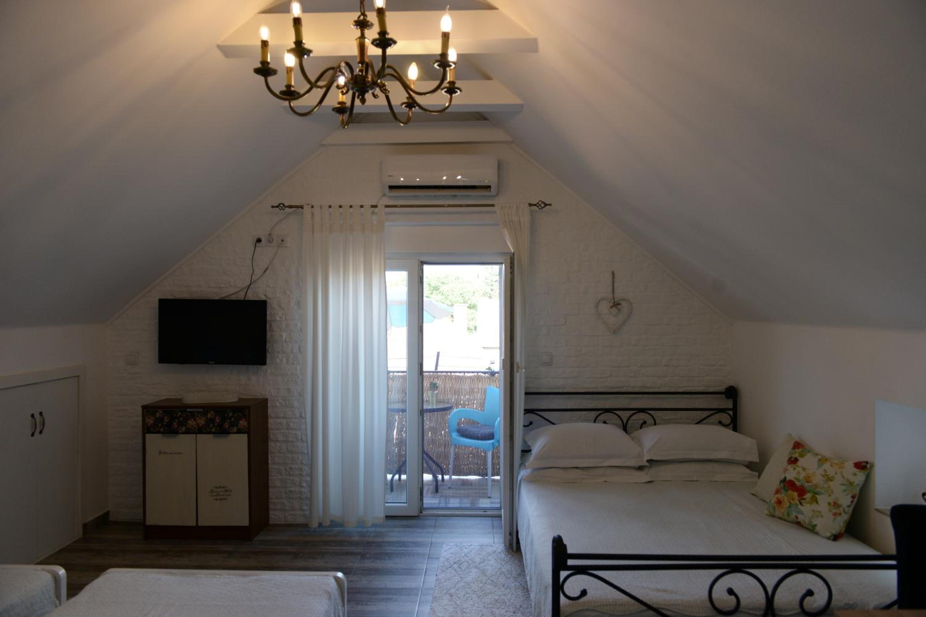 Apartments Idila