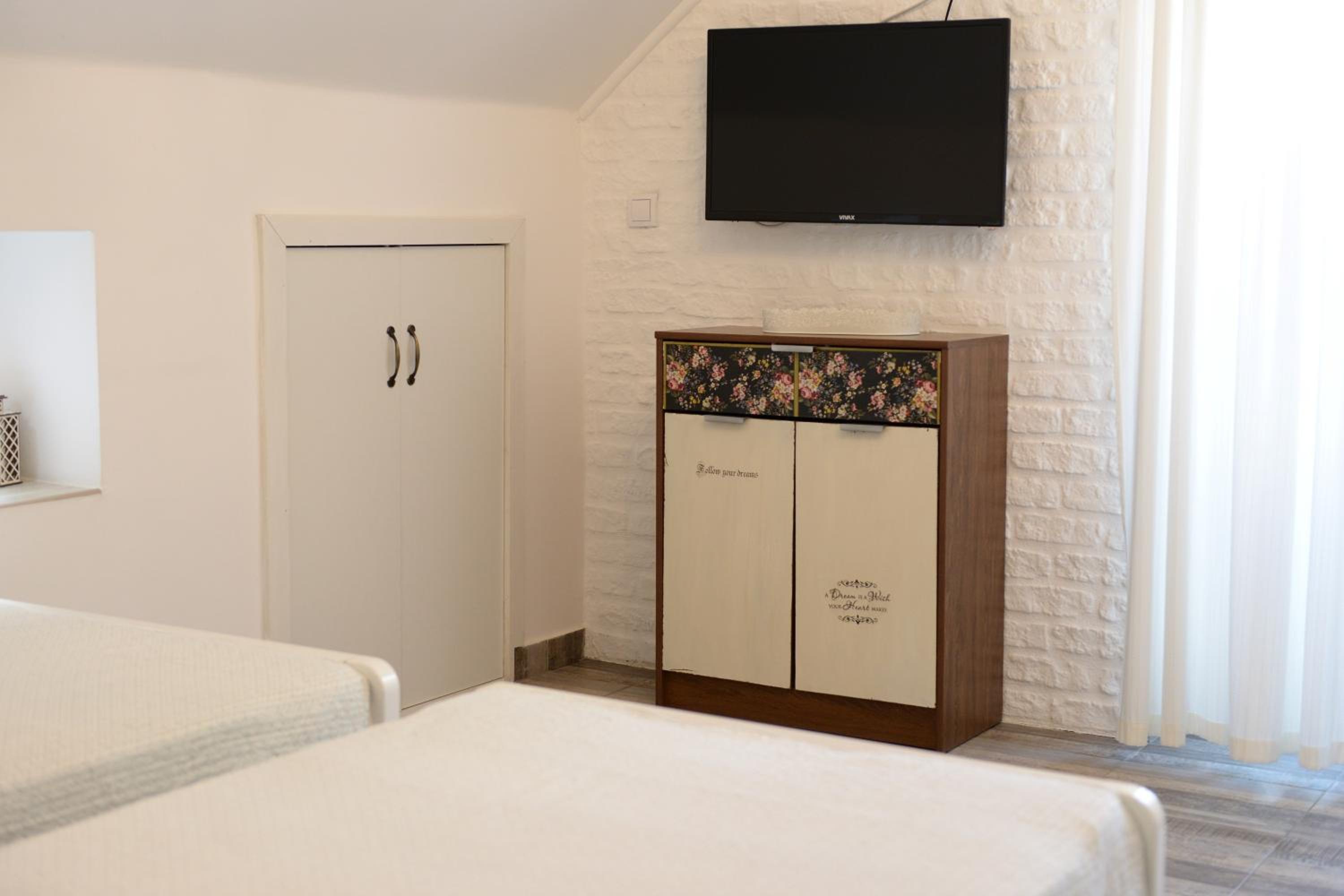 Apartments Idila