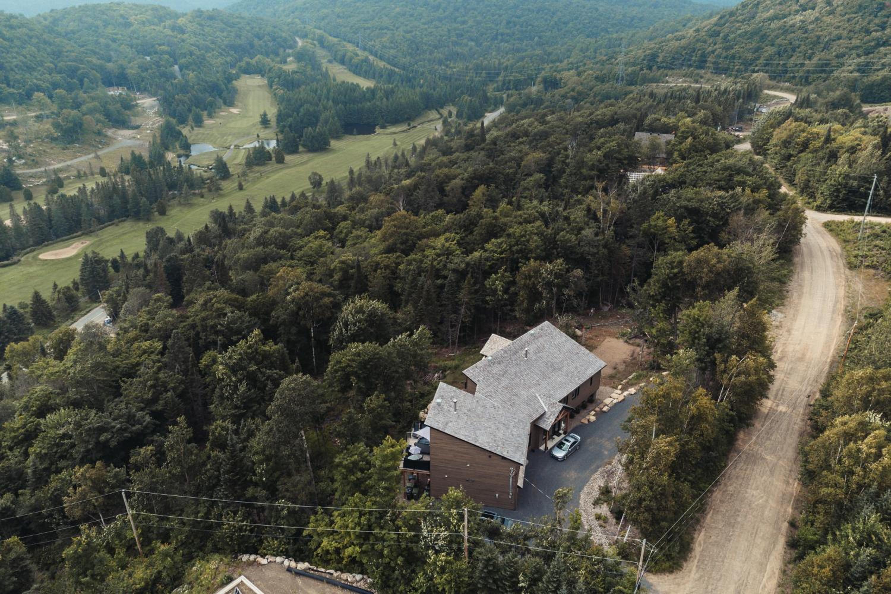 Loft Exécutif CherLieu de luxe avec vue sur golf et montagnes