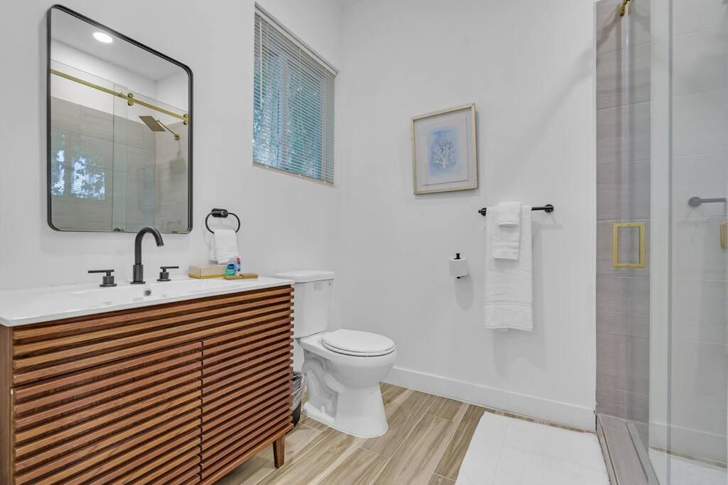 Spacious Retreat with Green Areas 8 ppl