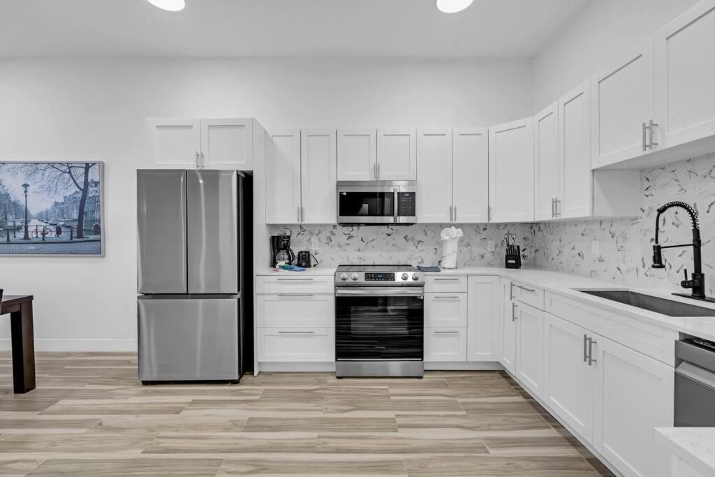 Spacious Retreat with Green Areas 8 ppl