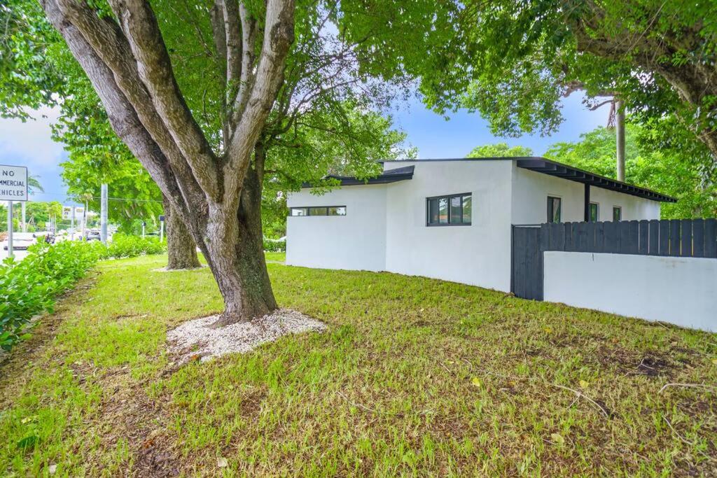 Spacious Retreat with Green Areas 8 ppl