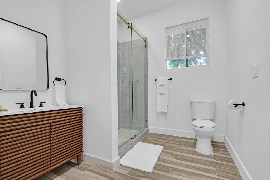 Spacious Retreat with Green Areas 8 ppl