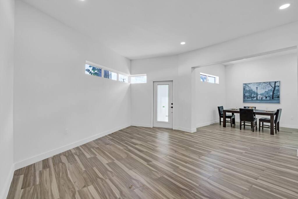 Spacious Retreat with Green Areas 8 ppl