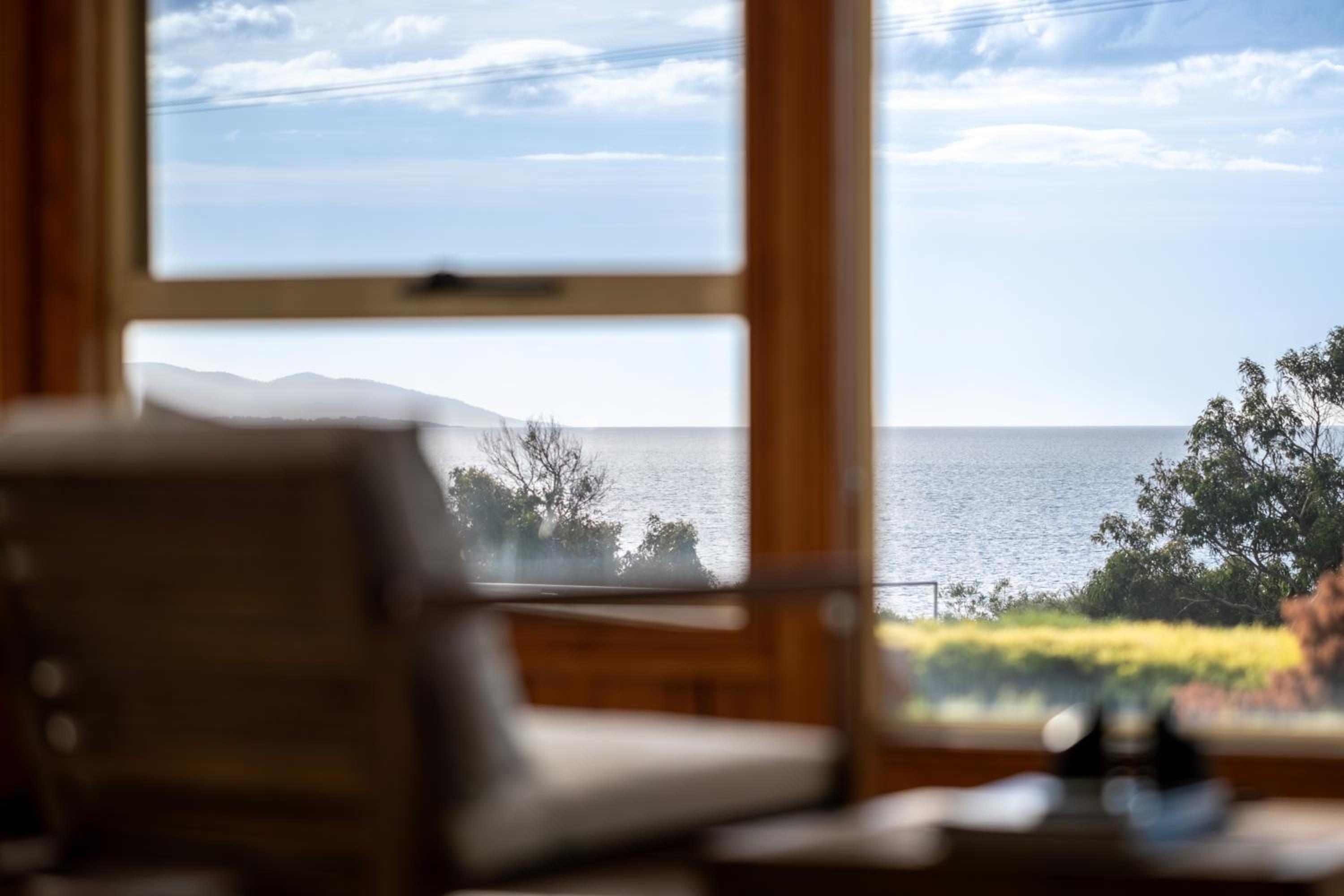Seaview Apartment - Tidelines of Bicheno