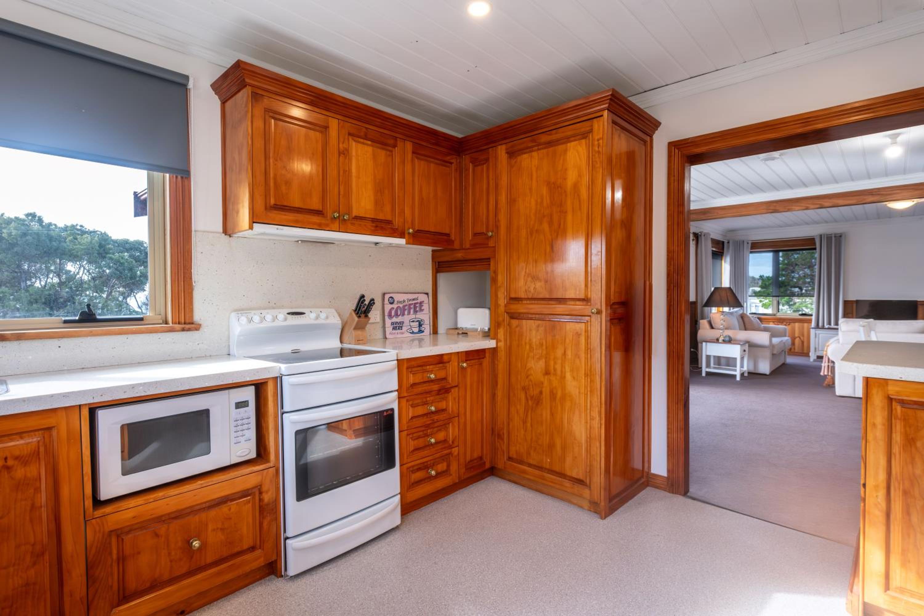 Seaview Apartment - Tidelines of Bicheno