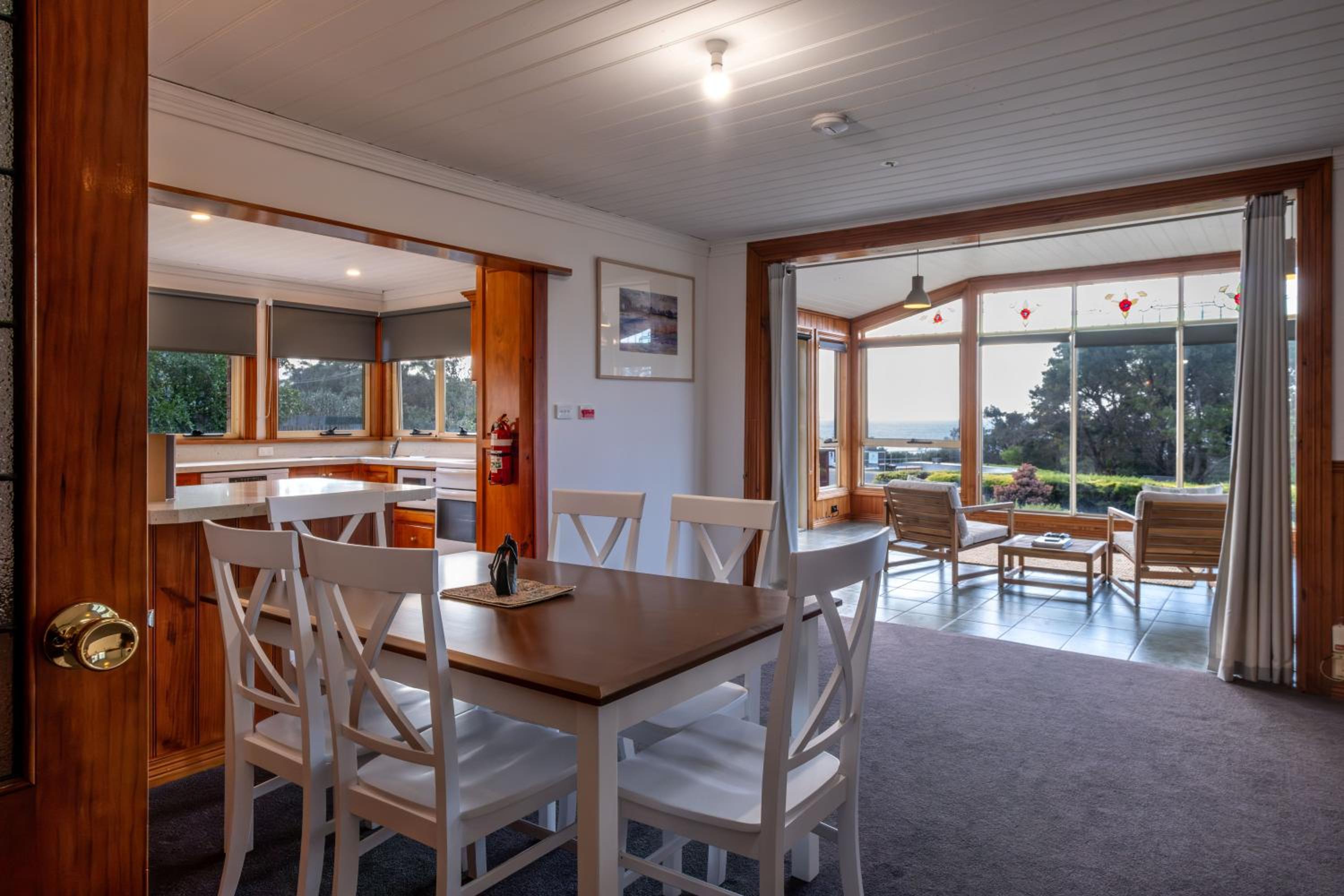 Seaview Apartment - Tidelines of Bicheno