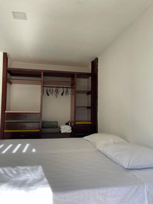 Casa especial com piscina e jardim