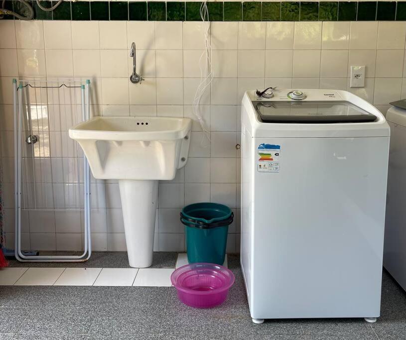Casa especial com piscina e jardim