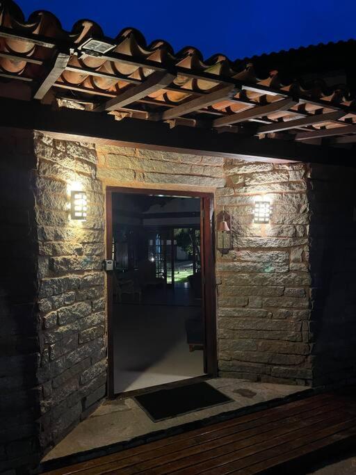 Casa especial com piscina e jardim