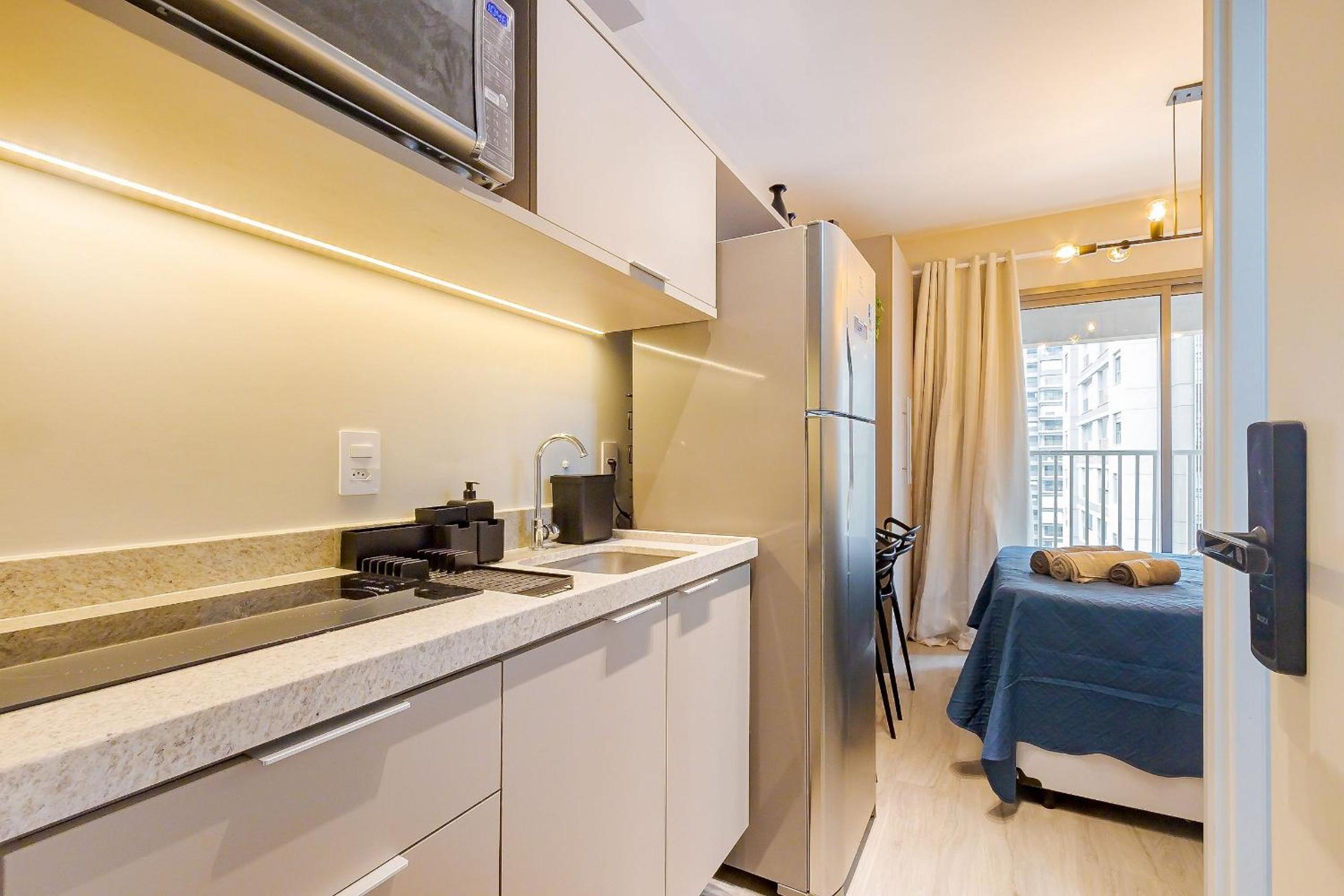 Handy Paraíso condominium with pool next to Ibirapuera