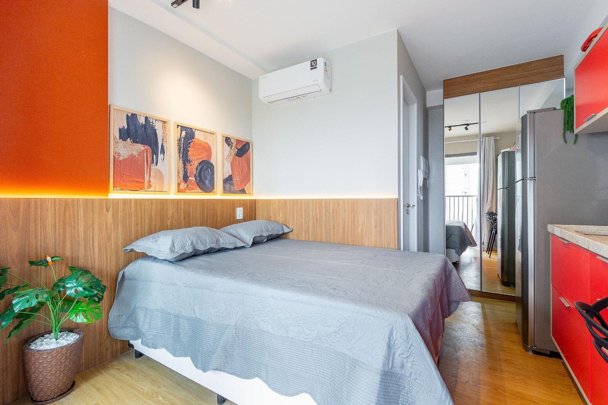 Handy Paraíso condominium with pool next to Ibirapuera