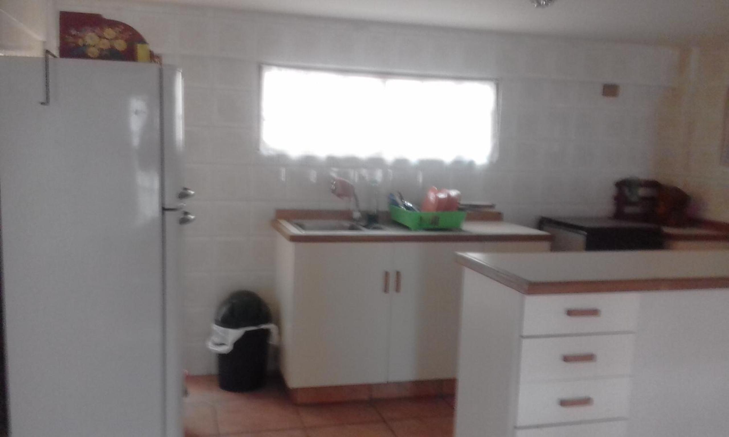 Hermosa Cabaña con piscina, sauna, parrillero y areas verdes