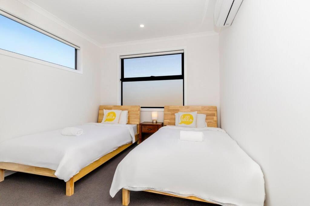 4 Bedrooms Lovely House in Clayton Central