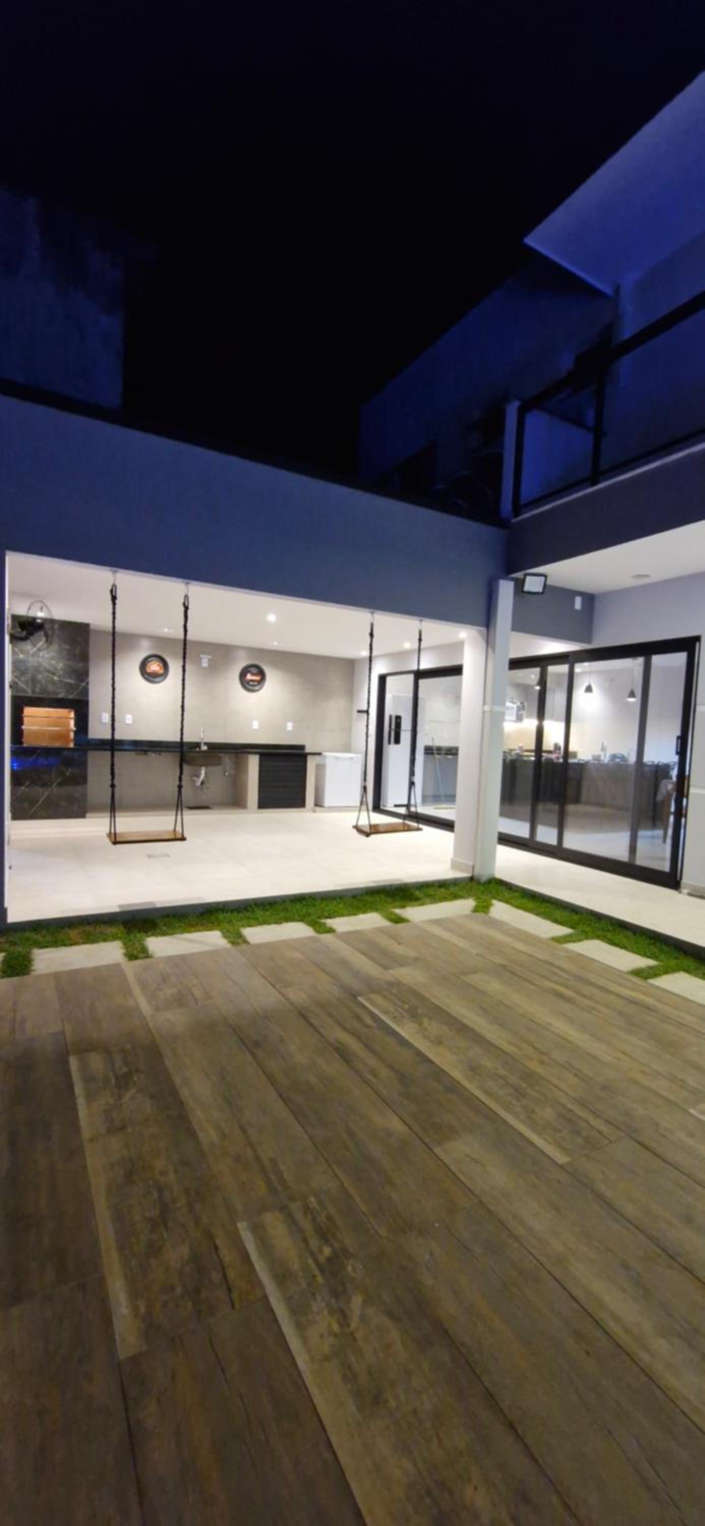 Casa em Paraty com 4 Suítes, Piscina e Churrasqueira Próximo Praias