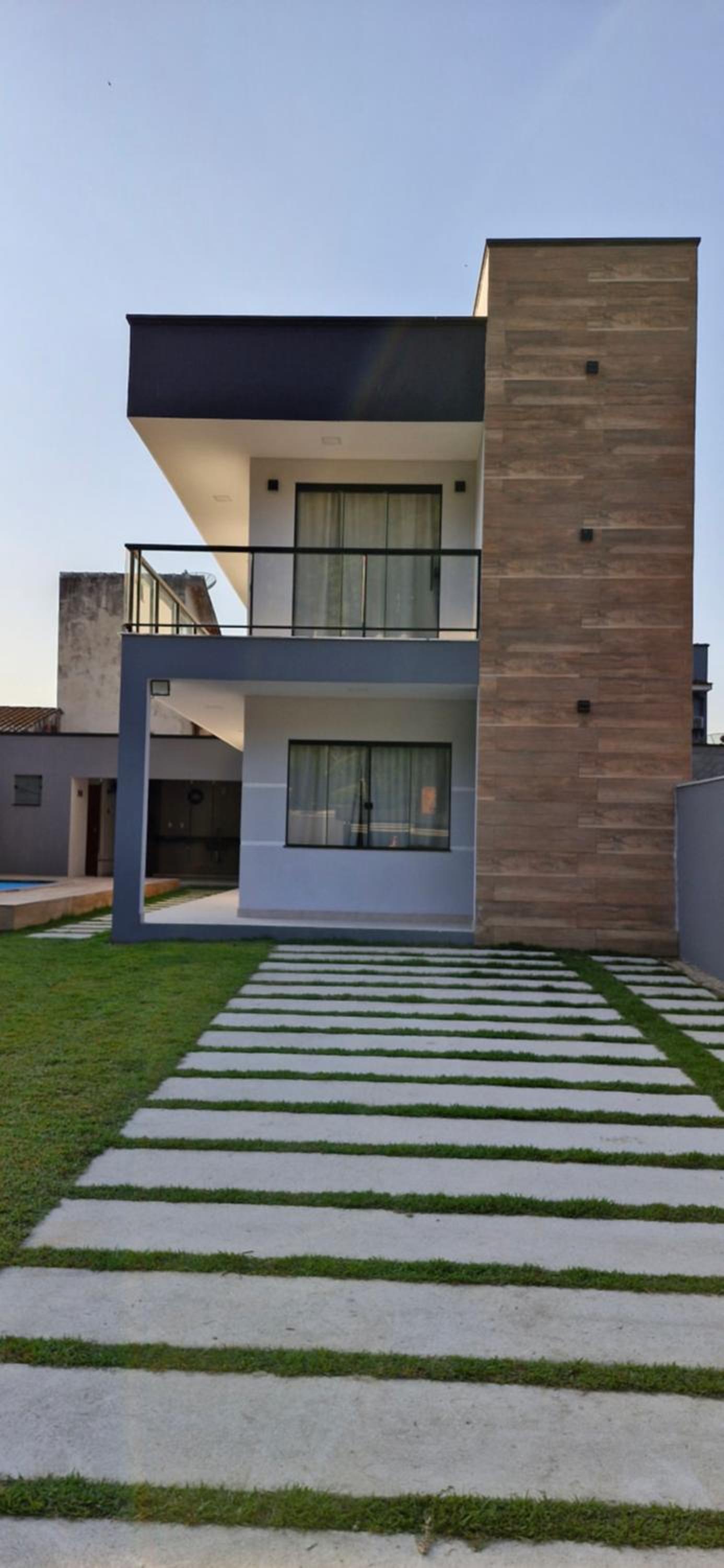 Casa em Paraty com 4 Suítes, Piscina e Churrasqueira Próximo Praias