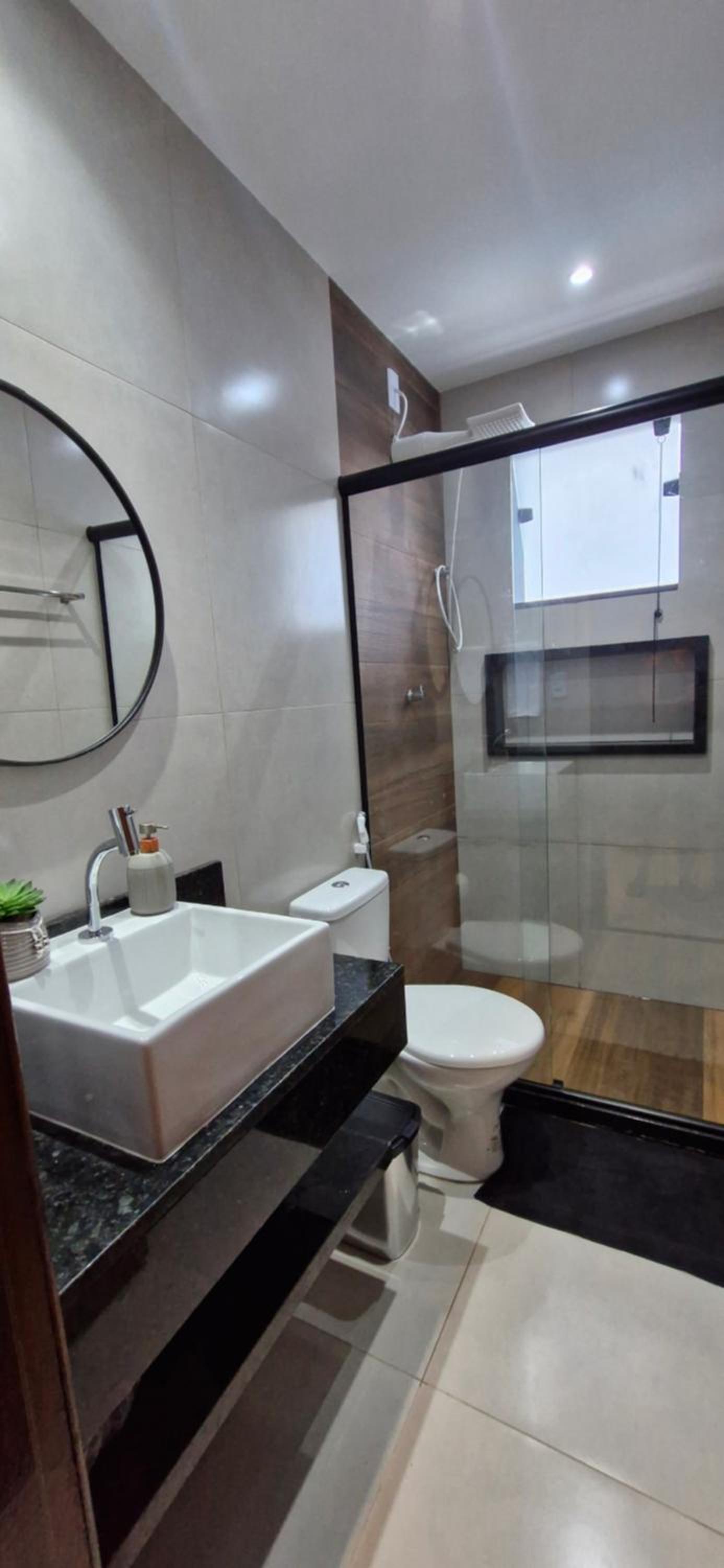 Casa em Paraty com 4 Suítes, Piscina e Churrasqueira Próximo Praias