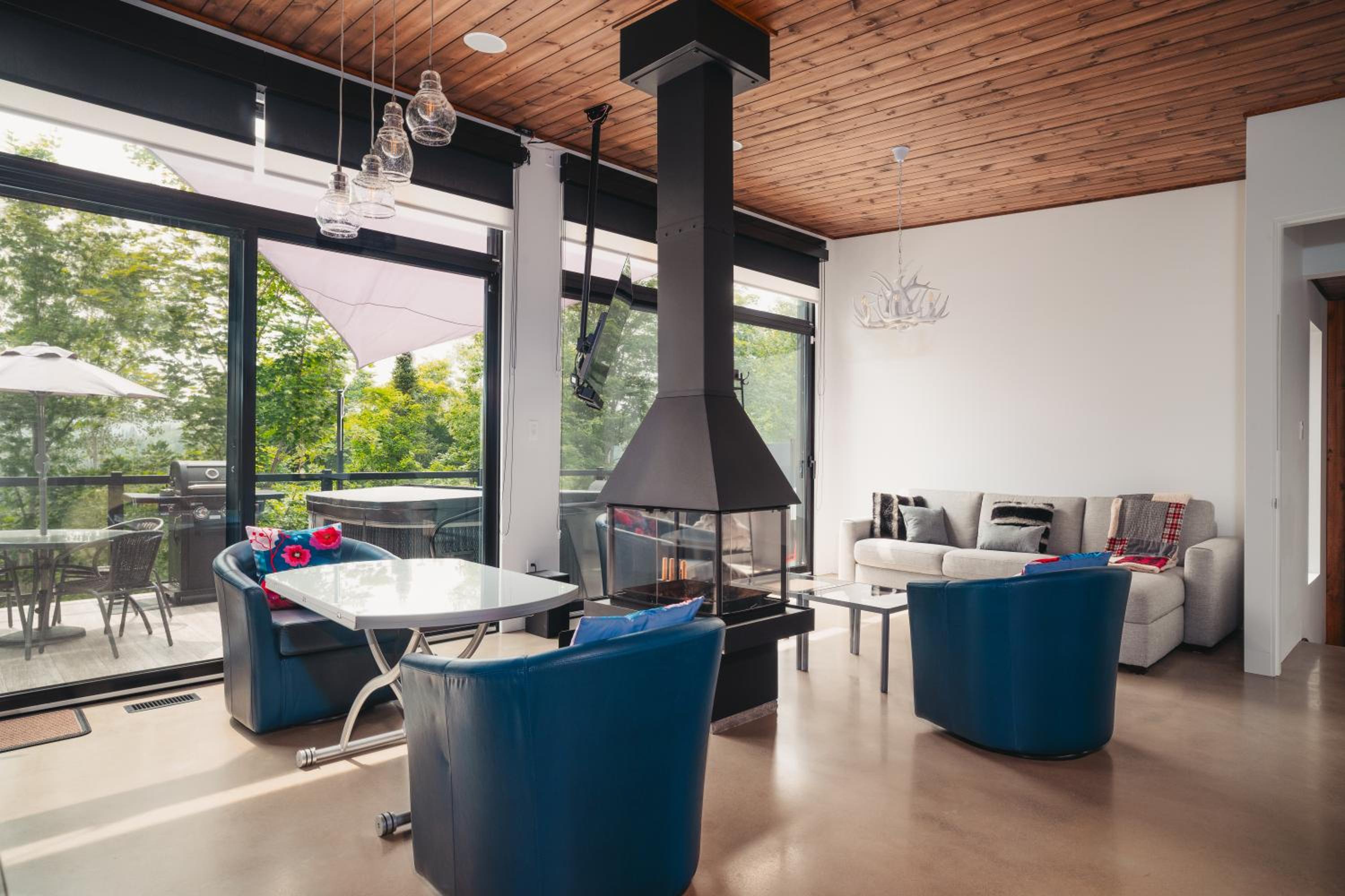 Loft Exécutif CherLieu de luxe avec vue sur golf et montagnes
