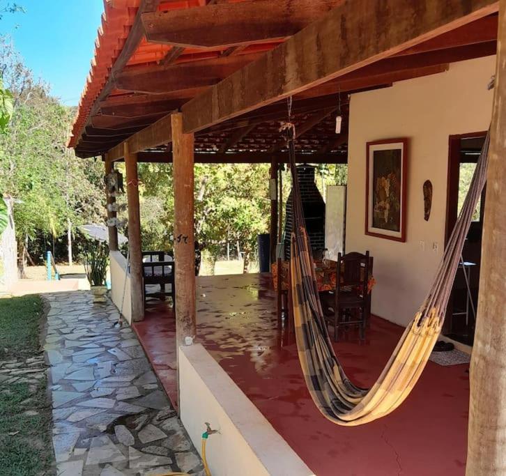 Casa Ampla Na Pousada Terra do Sossego - Rio - Piscinas de Água Mineral - Lazer - Artes - E mais no Espaço mais Especial de Piri